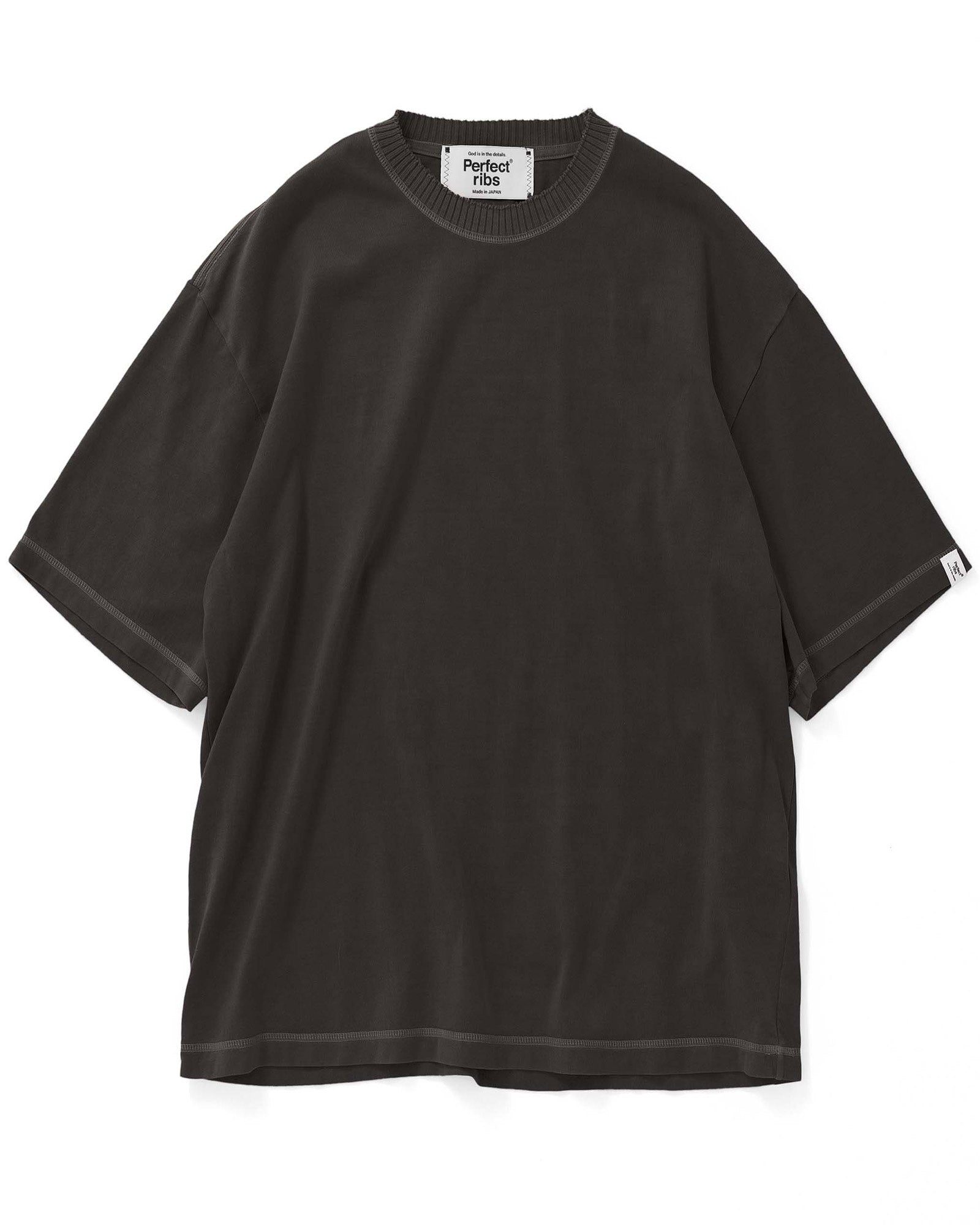 SHORT SLEEVE T SHIRTS / BLACK