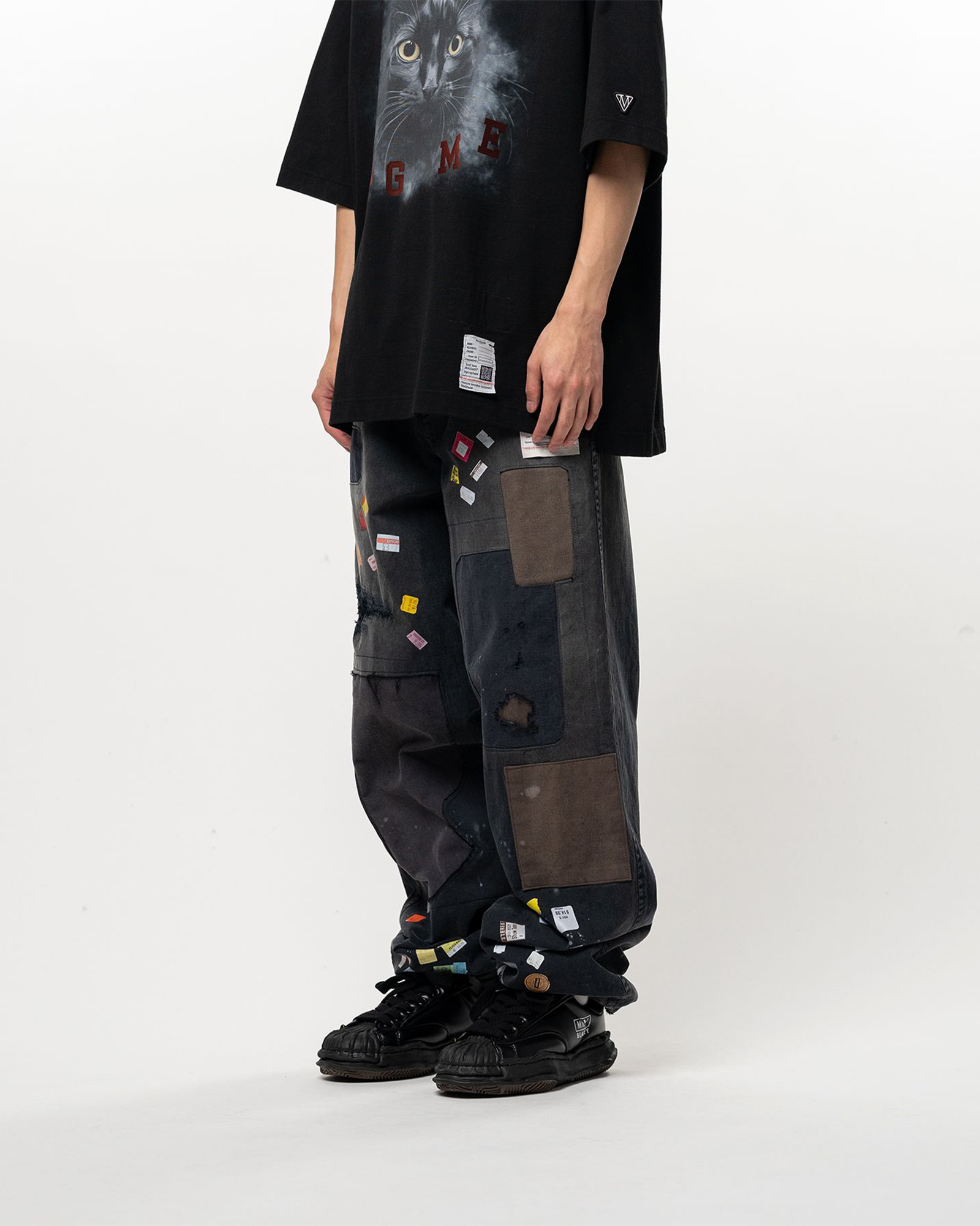 MIHARA YASUHIRO・ミハラヤスヒロ - デニムパンツ PRICE STICKER REPAIRED PANTS / BLACK