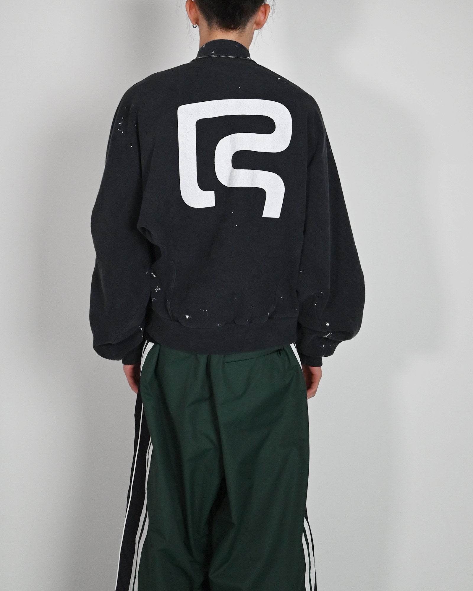 RRR123・リヴィントン ロイ レビス - パーカー・フーディ RADICAL PAPER ROSE ZIP HOODIE