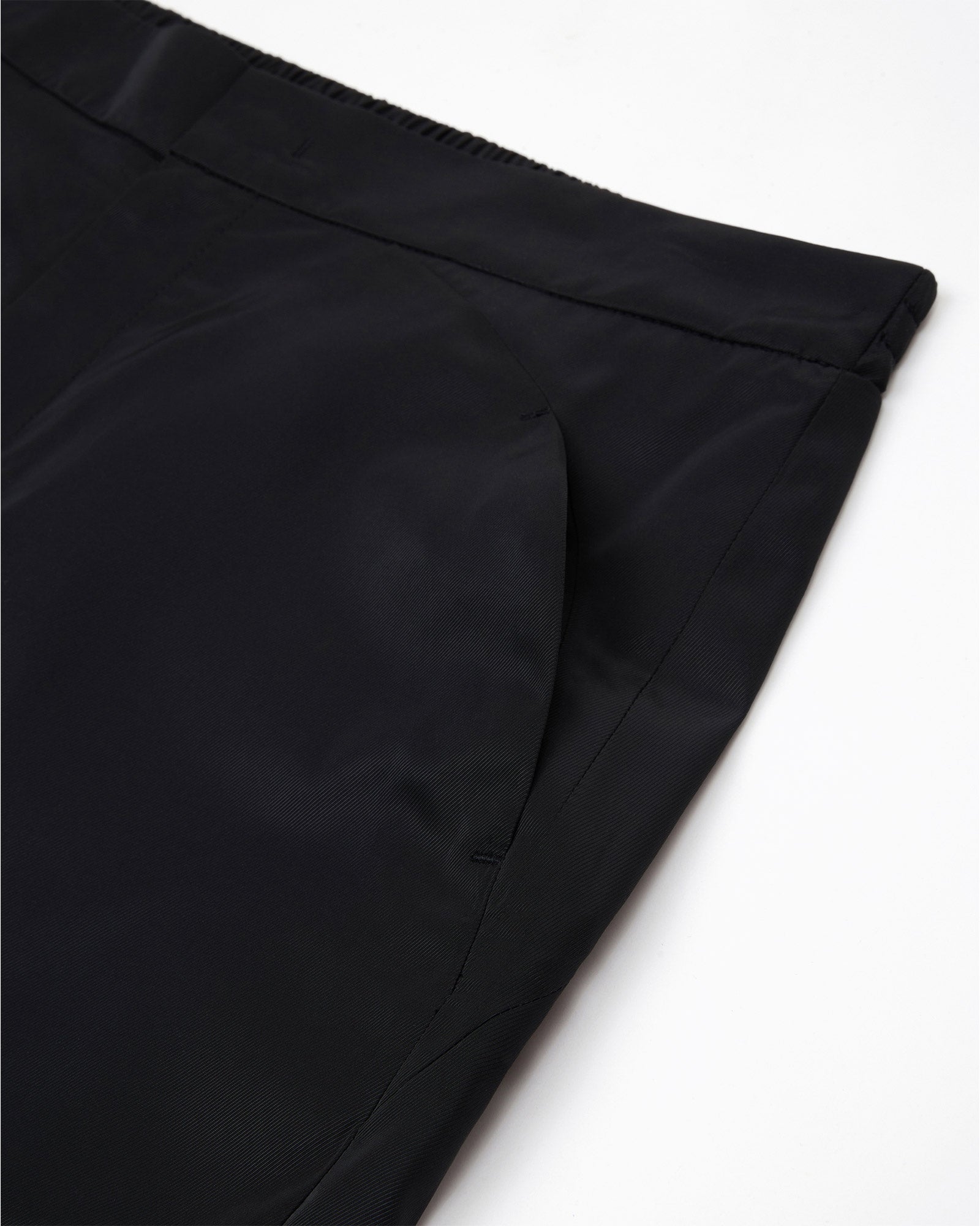 Ader Error・アーダーエラー - ハーフ・ショートパンツ RATON SHORTS PRODUCT 65 / NOIR