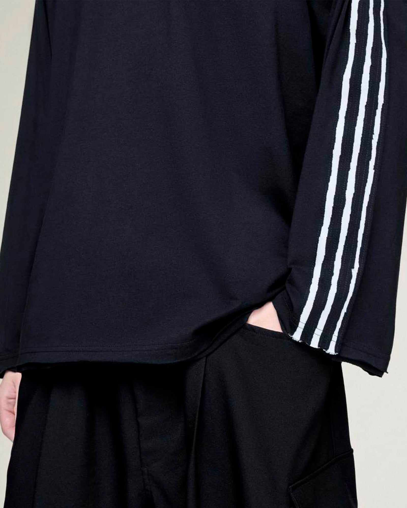 Y-3・ワイスリー - L/S Tシャツ RAW EDGE 3 STRIPES LONG SLEEVE TEE / BLACK