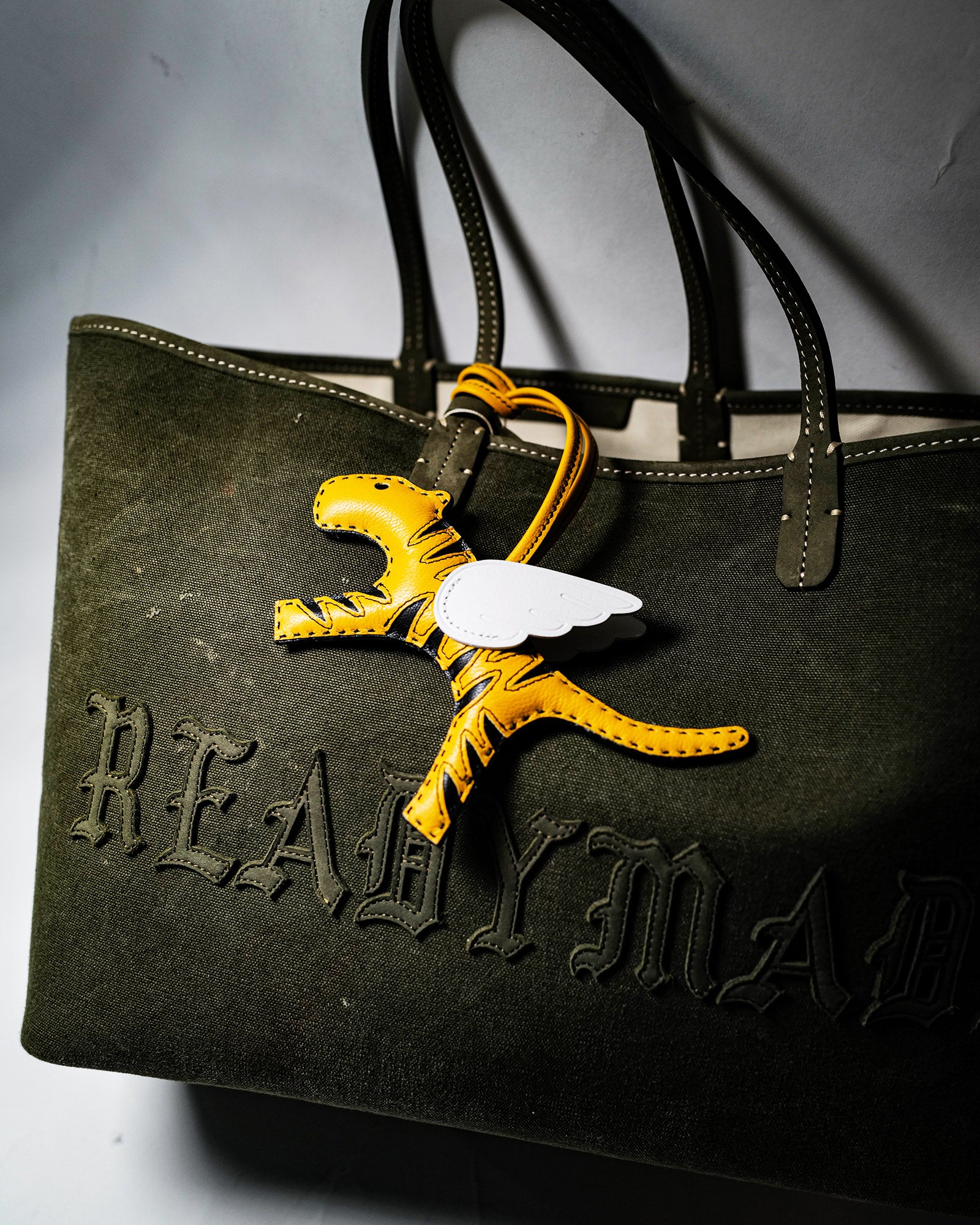 READYMADE・レディメイド - キーチェーン CHARM TIGER / YELLOW