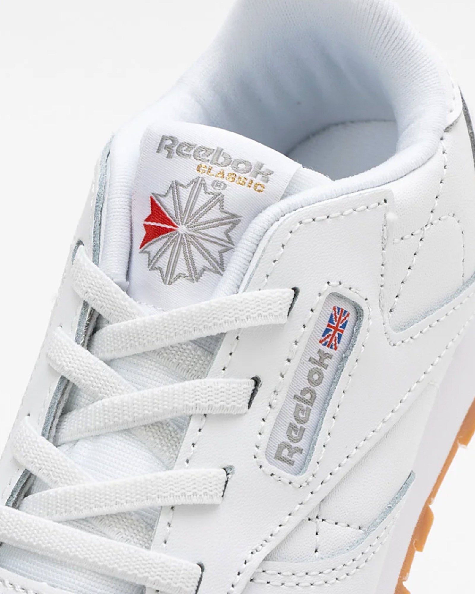 REEBOK・リーボック - ローカットスニーカー CLASSIC LEATHER / WHITE