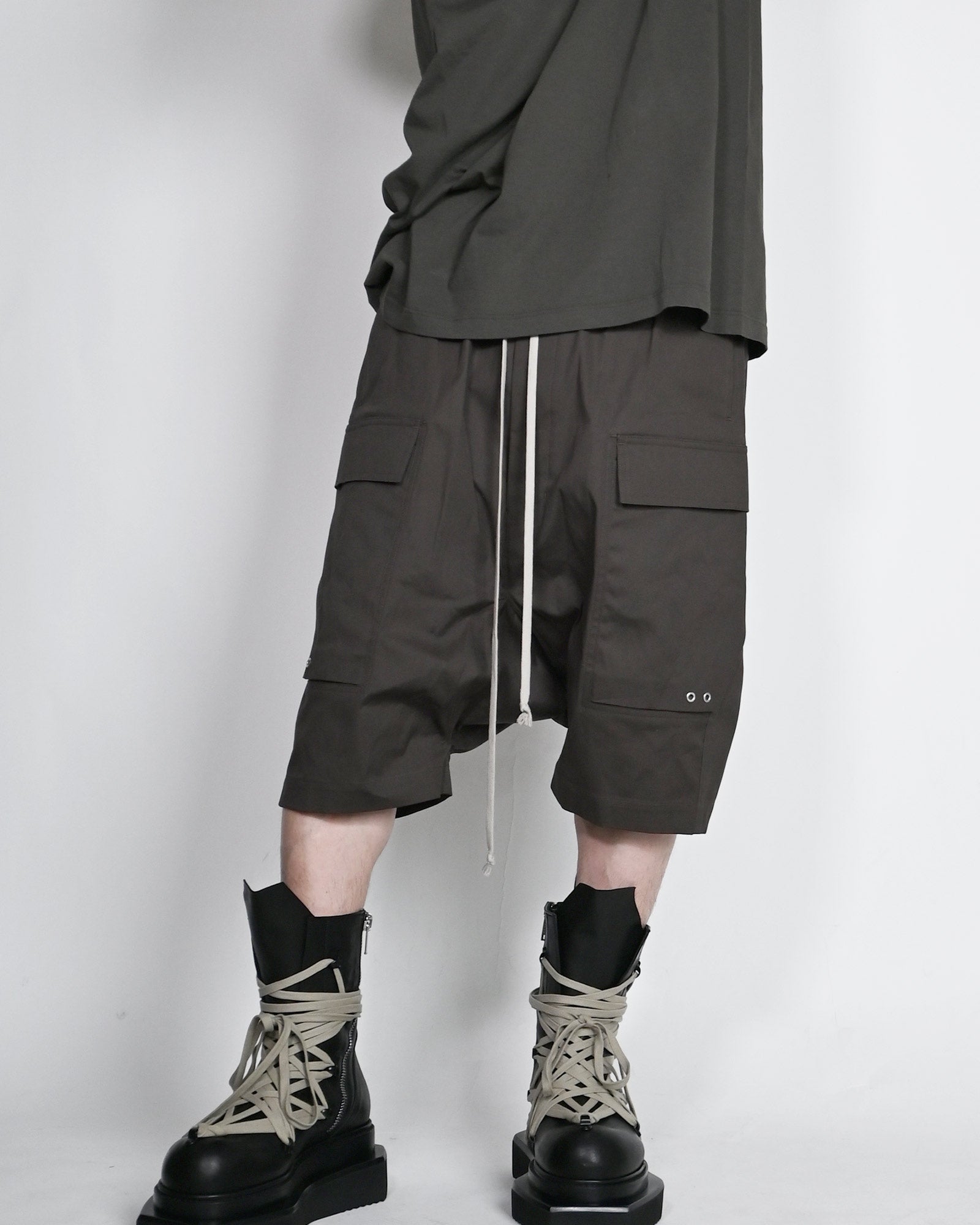 RICK OWENS・リック オウエンス - ハーフ・ショートパンツ CARGO PODS / DARKDUST