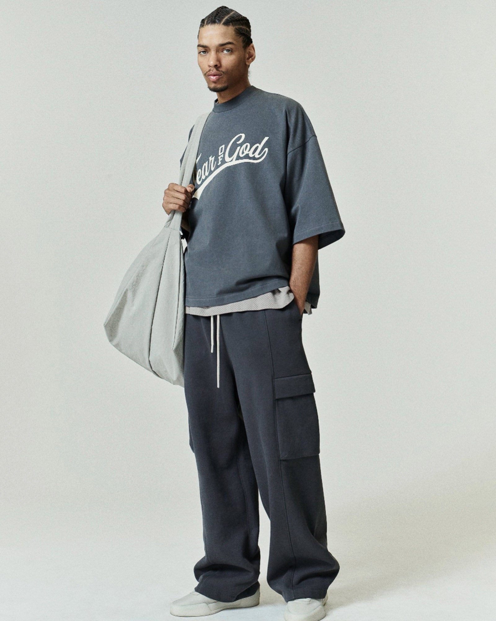 ESSENTIALS・エッセンシャルズ - トップス MERCH TEE / IRON GREY