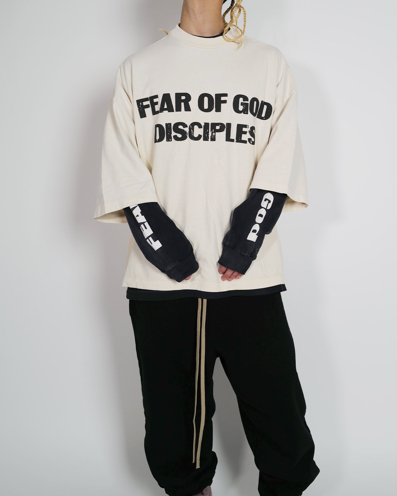 FEAR OF GOD・フィア オブ ゴット - Tシャツ・カットソー RELAXED "DISCIPLE" TEE / BEIGE