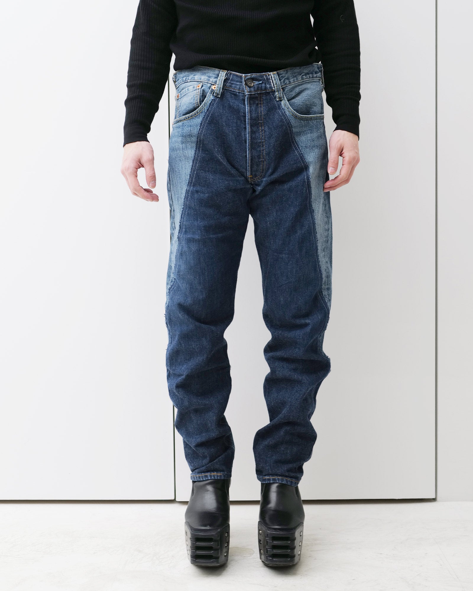 LUTZ HUELLE・ - デニムパンツ SHADOW DENIM PANTS