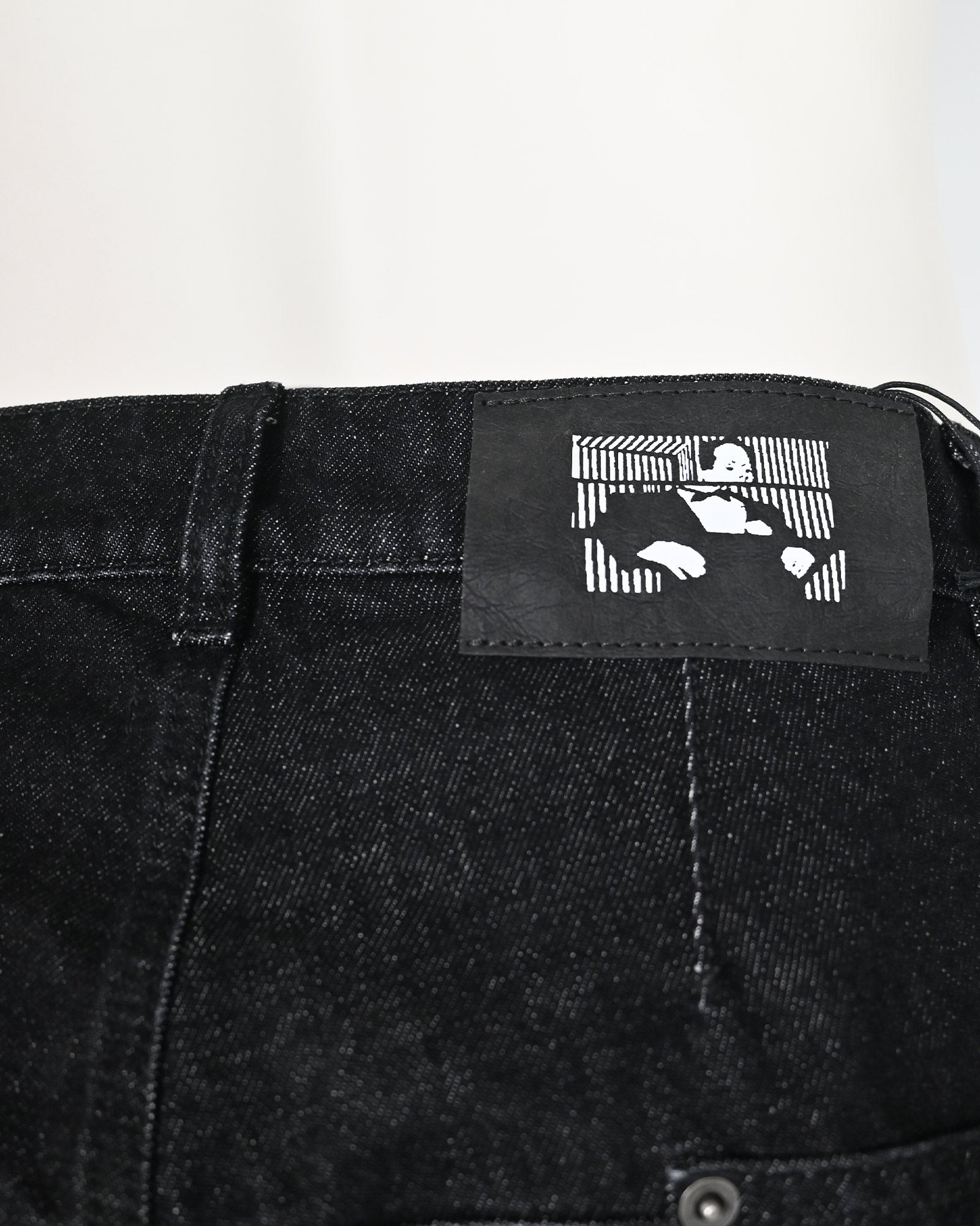 RRR123・リヴィントン ロイ レビス - デニムパンツ SHAKER PANTS / BLACK