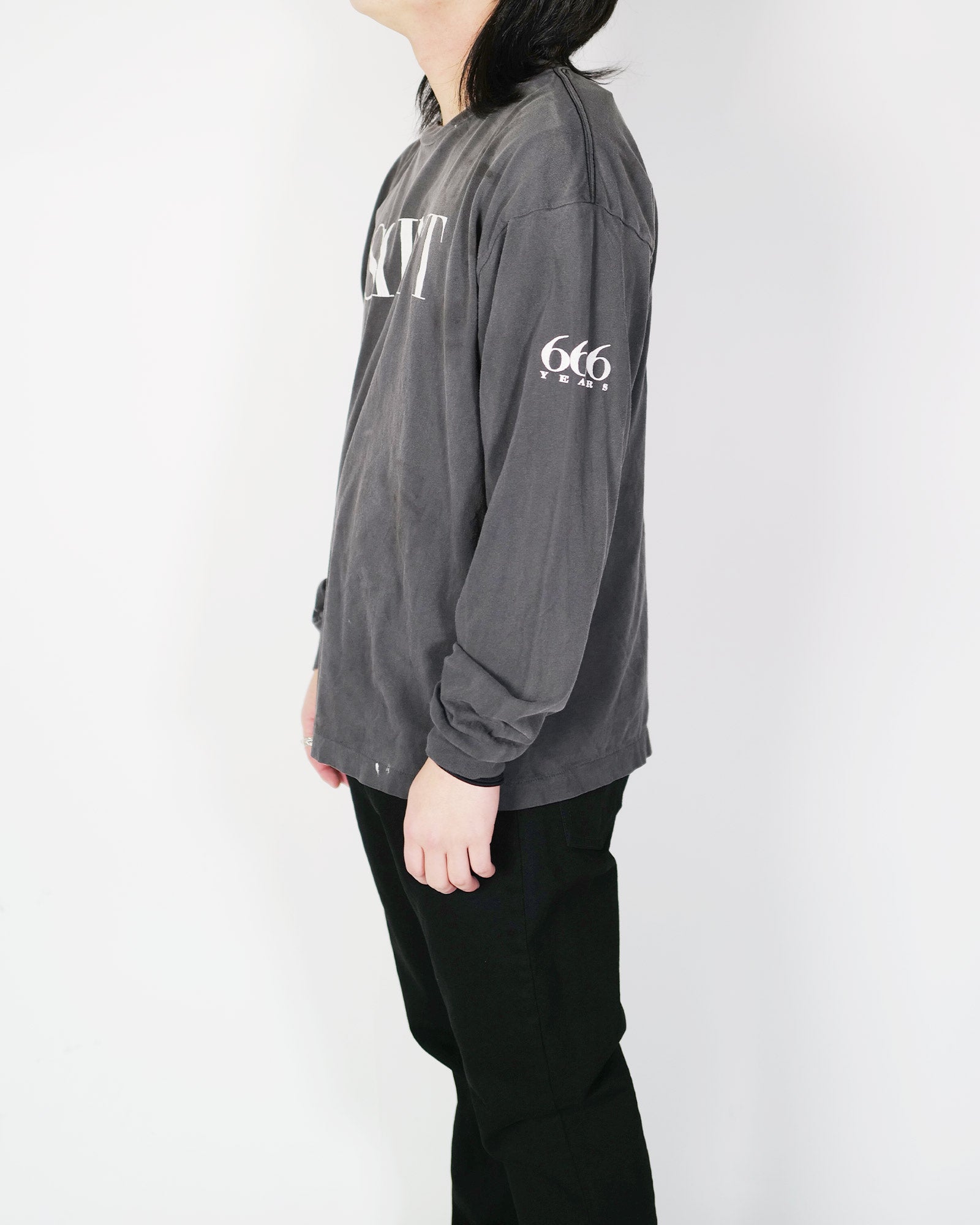 ©SAINT M××××××・圣迈克尔 -  LS T-SHIRT/SAINT 666 / BLACK