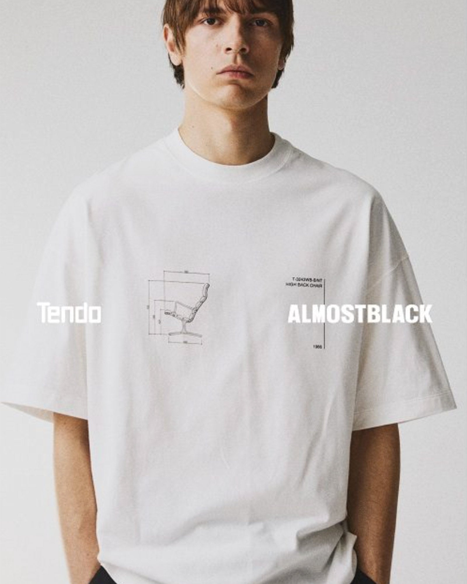 ALMOST BLACK・オールモスト ブラック - トップス TENDO PRINT T-SHIRTS / WHITE