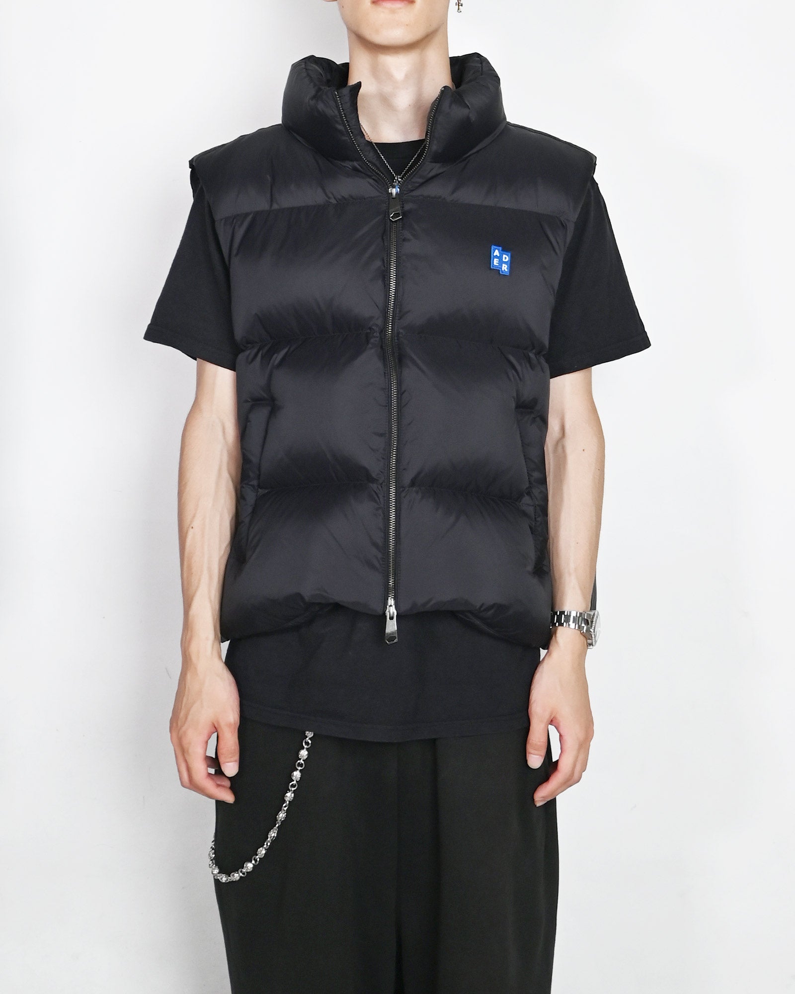 Ader Error・アーダーエラー - ダウンジャケット TRS TAG PUFFER VEST 01 / BLACK