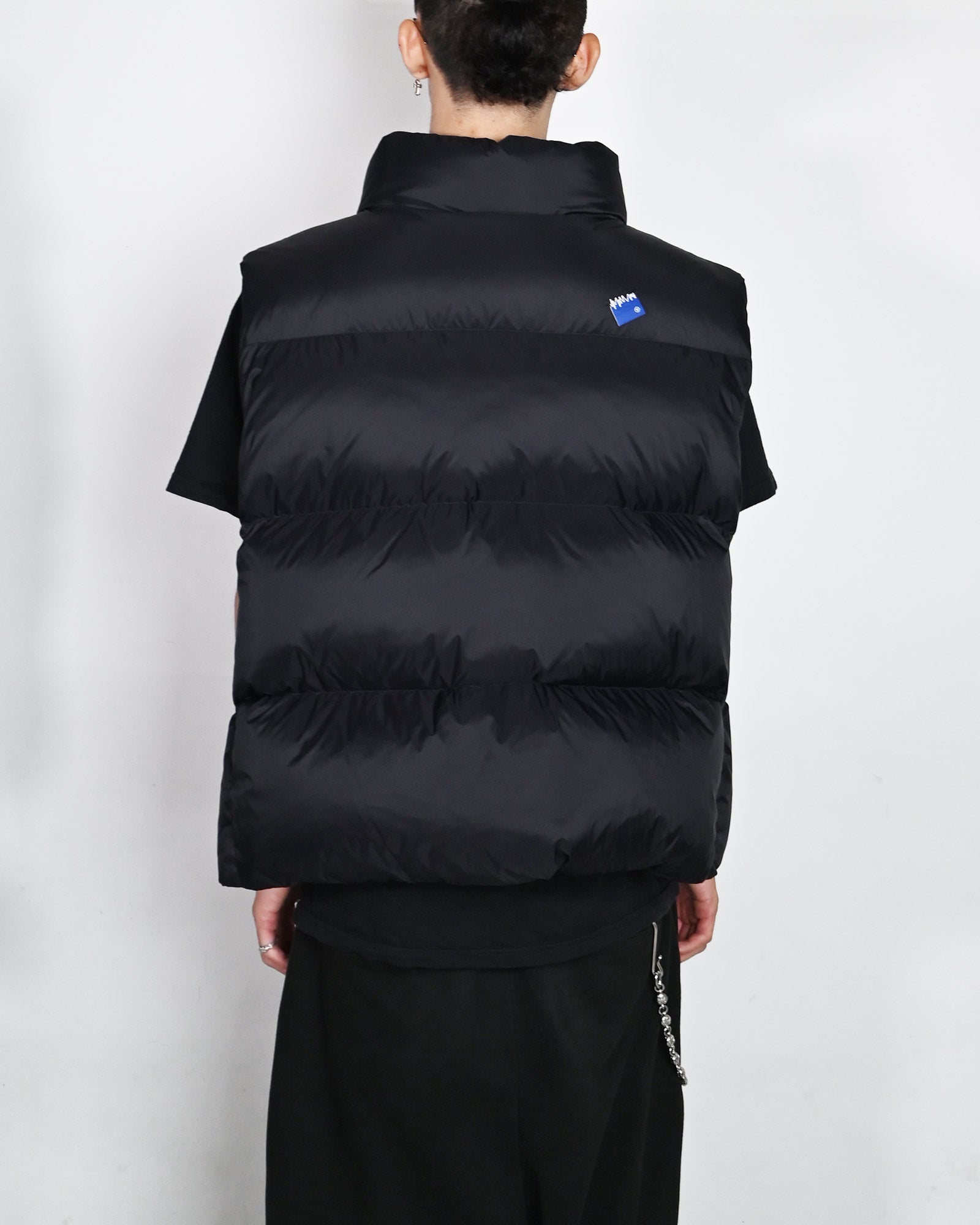 Ader Error・アーダーエラー - ダウンジャケット TRS TAG PUFFER VEST 01 / BLACK