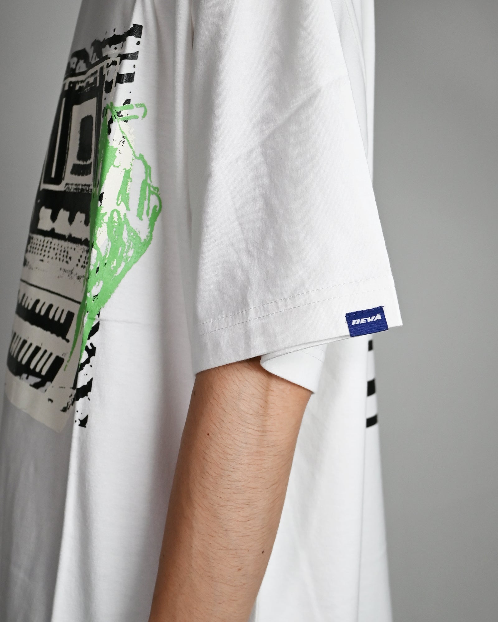 DEVA STATES・ディーヴァ ステイツ - Tシャツ・カットソー TSHIRT - ALGORHYTHM / WHITE