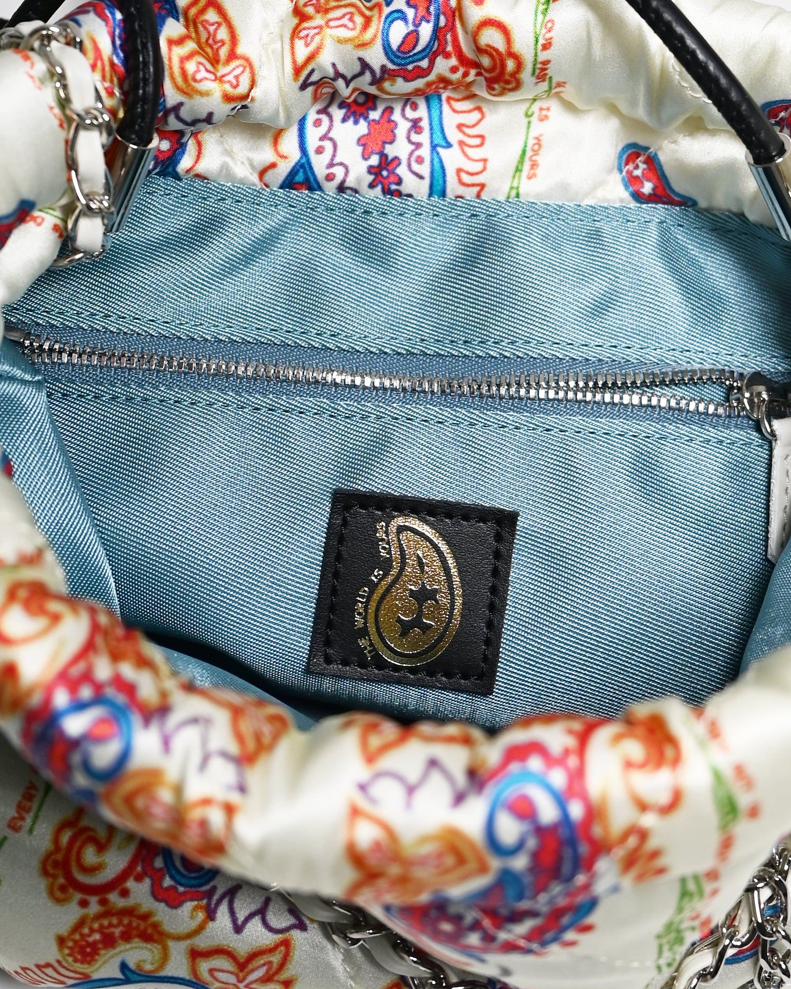 THE WORLD IS YOURS・The world Is Yours -  BAG-4 / WHITE