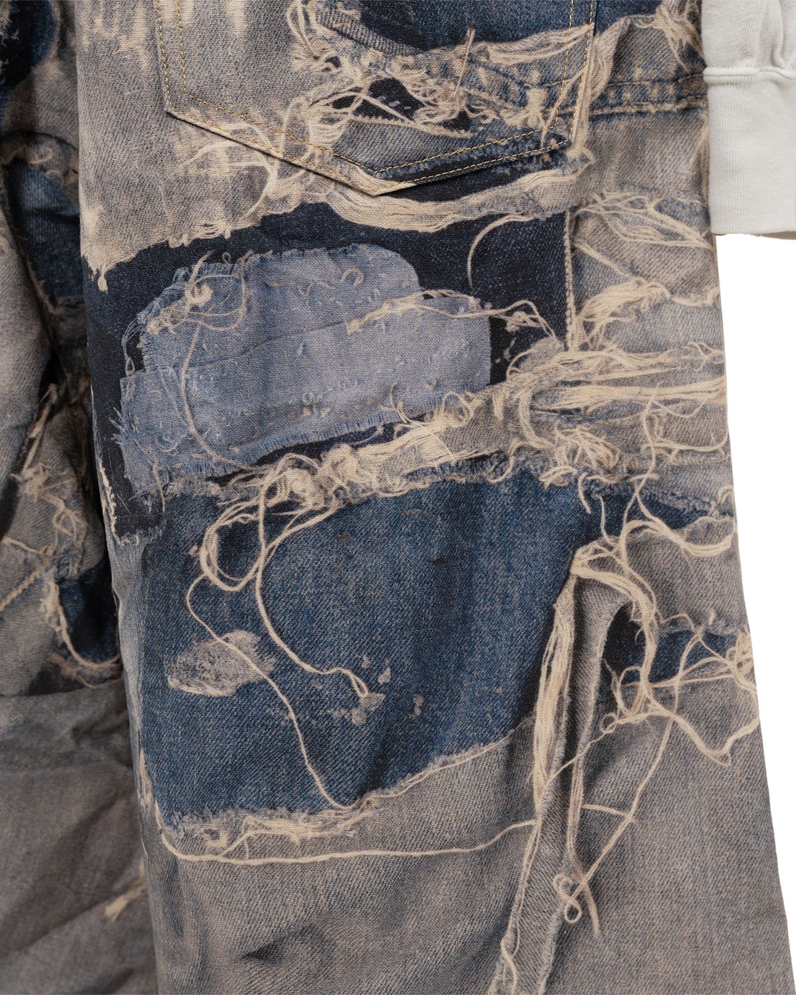 KAMIYA・カミヤ - ハーフ・ショートパンツ TROMPE-L'OEIL PRINT BERMUDA SHORTS / INDIGO