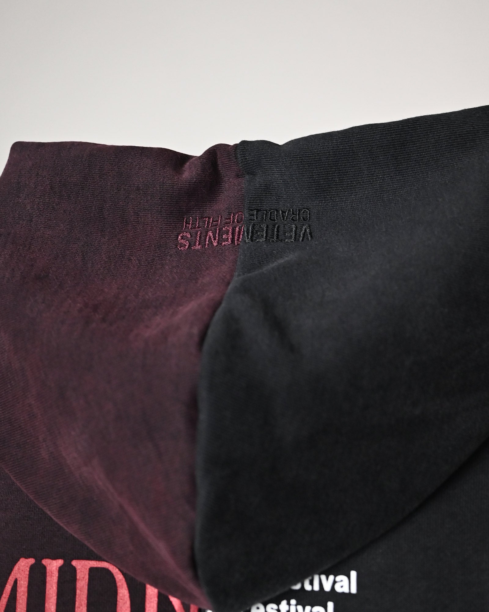 VETEMENTS・ヴェトモン -  COF CUT-UP OVERSIZED ZIP-UP HOODIE / BLACK / RED