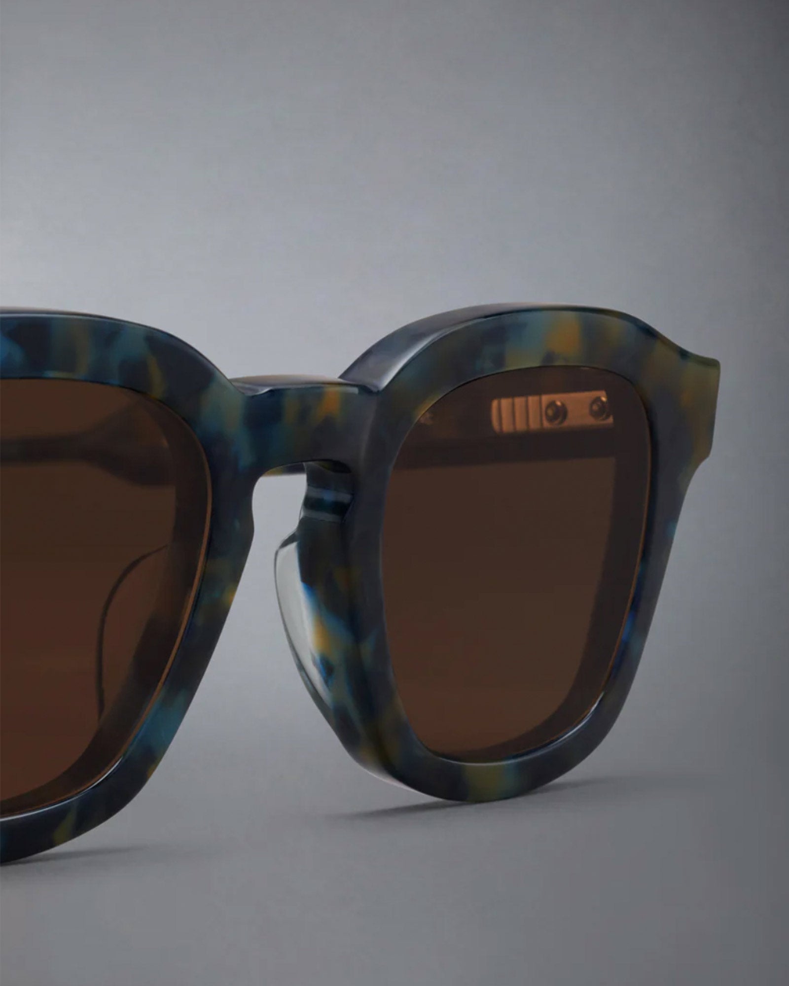 THOM BROWNE -EYEWEAR-・トムブラウン - サングラス THOM BROWNE / UES412A-416-48