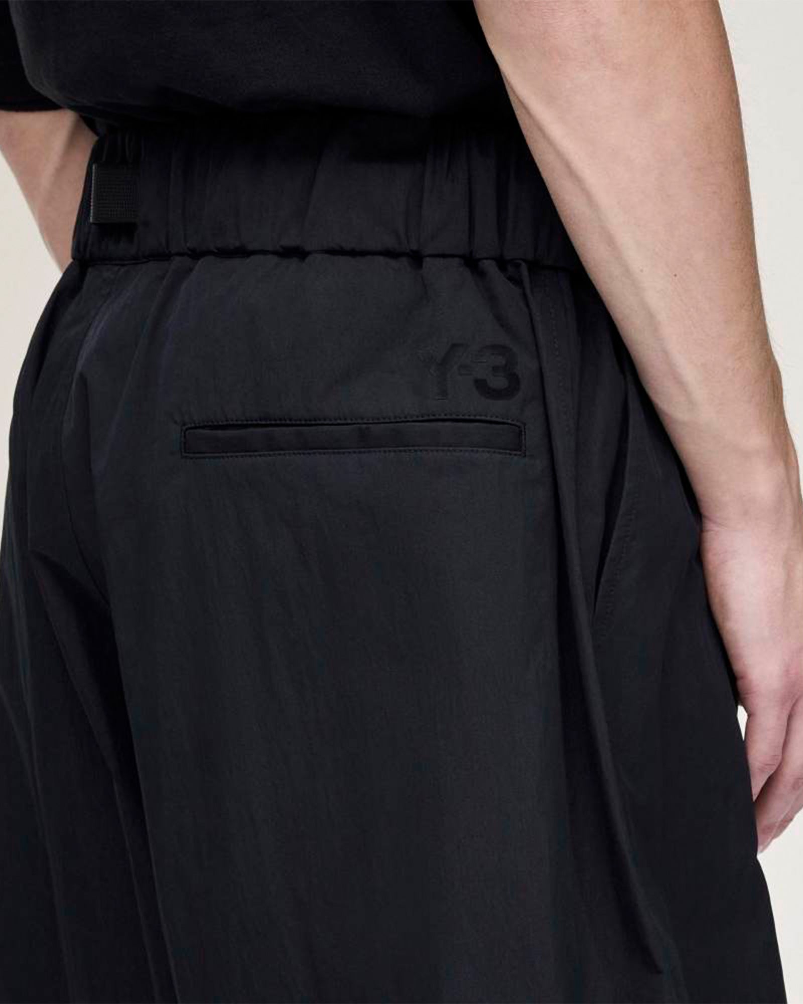 Y-3・韦斯利 -  UT WIDELEG SHORTS / BLACK