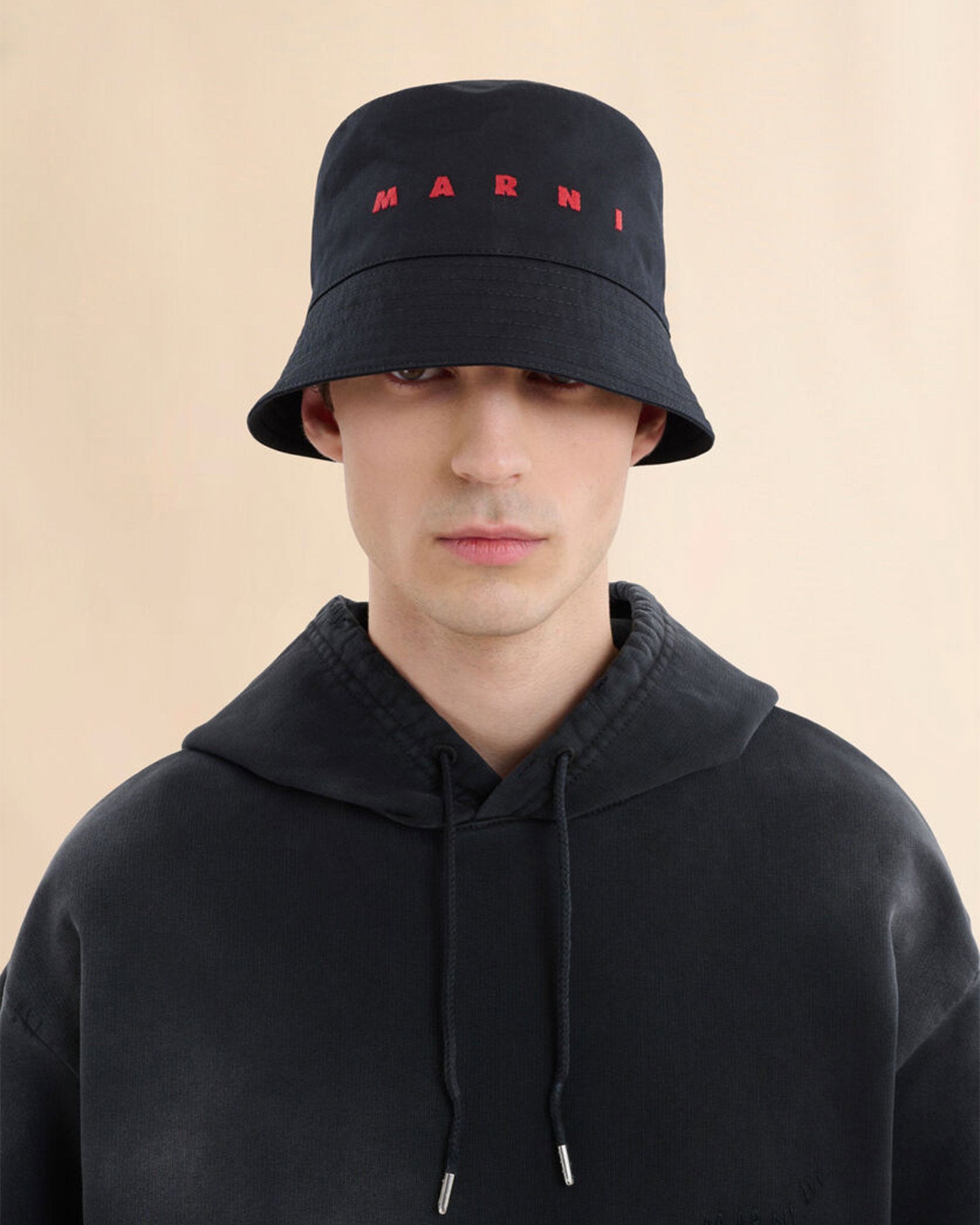 MARNI (マルニ) SS26 CLZC0110S0 / BLACK | Detail Application