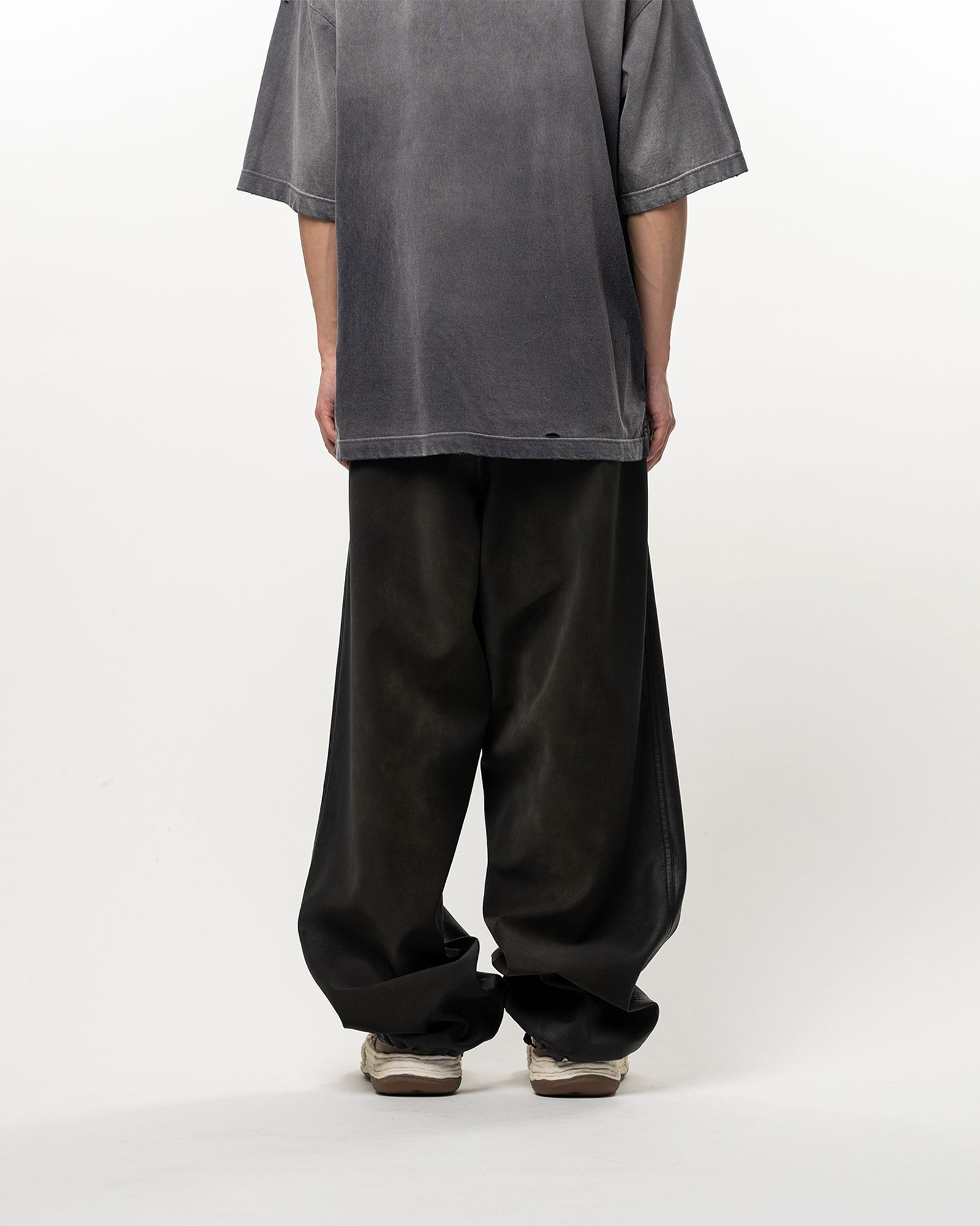 MIHARA YASUHIRO・Yasuhiro Mihara -  VEGAN SWEDE LEATHER PT / DK.GRAY