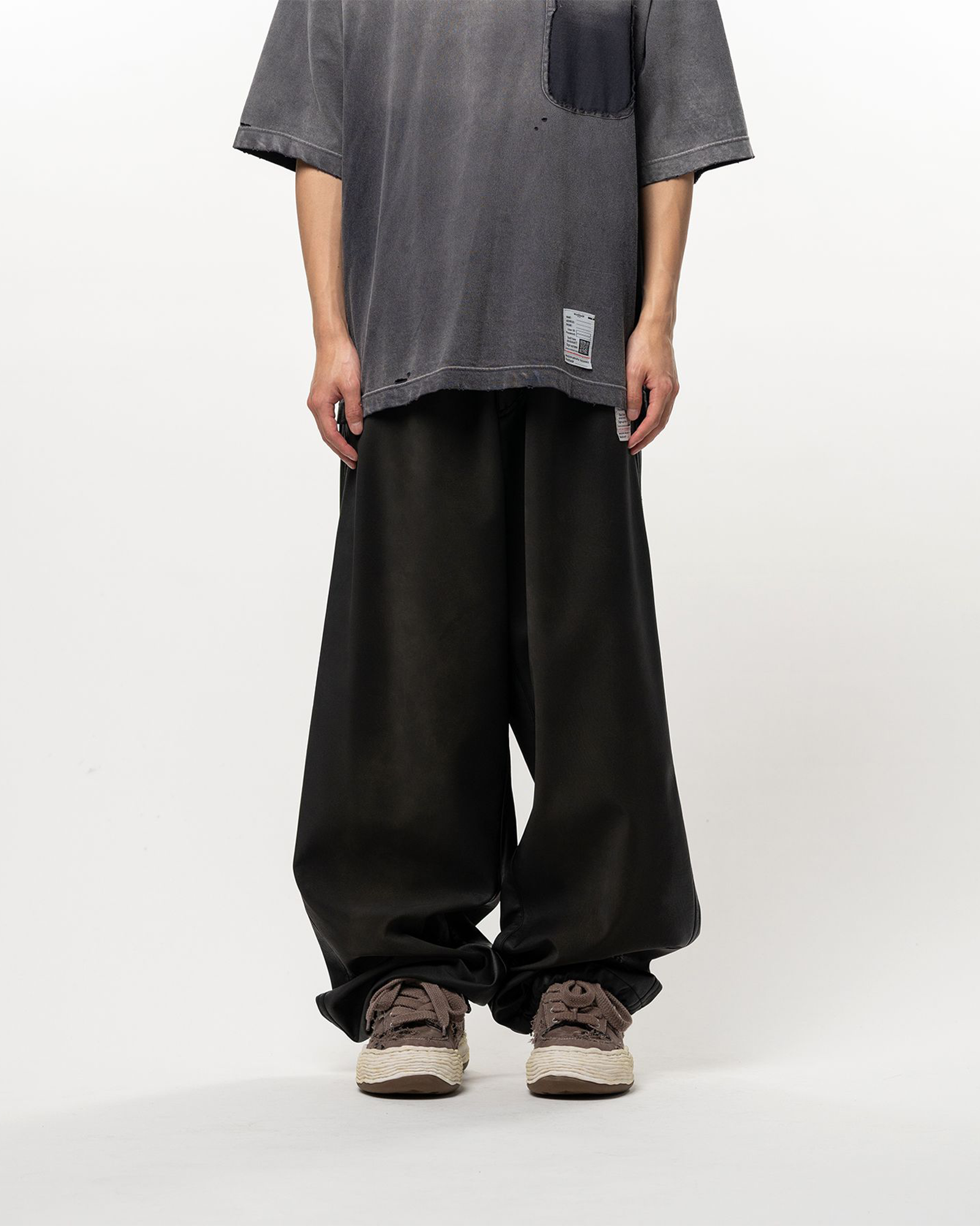 MIHARA YASUHIRO・Yasuhiro Mihara -  VEGAN SWEDE LEATHER PT / DK.GRAY