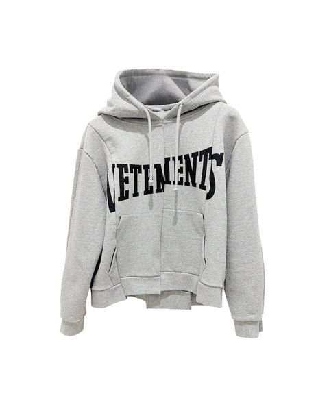 VETEMENTS (ヴェトモン) SS26 レディースパーカー CUT-UP LOGO FITTED
