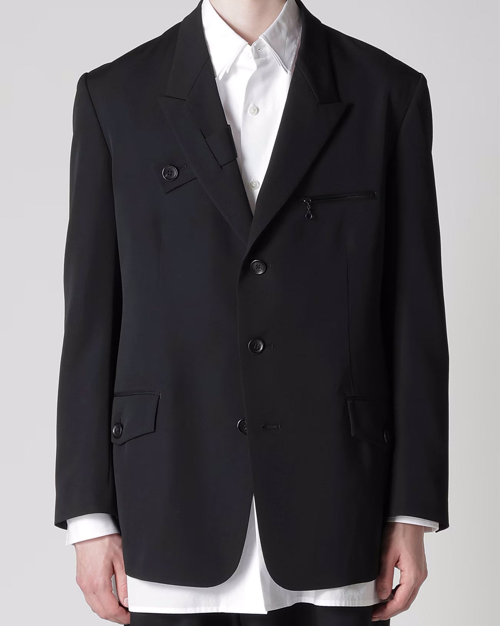 Y's for men・ワイズ フォー メン - テーラードジャケット WOOL GABARDINE JACKET WITH A RIGHT LAPEL TAB / BLACK