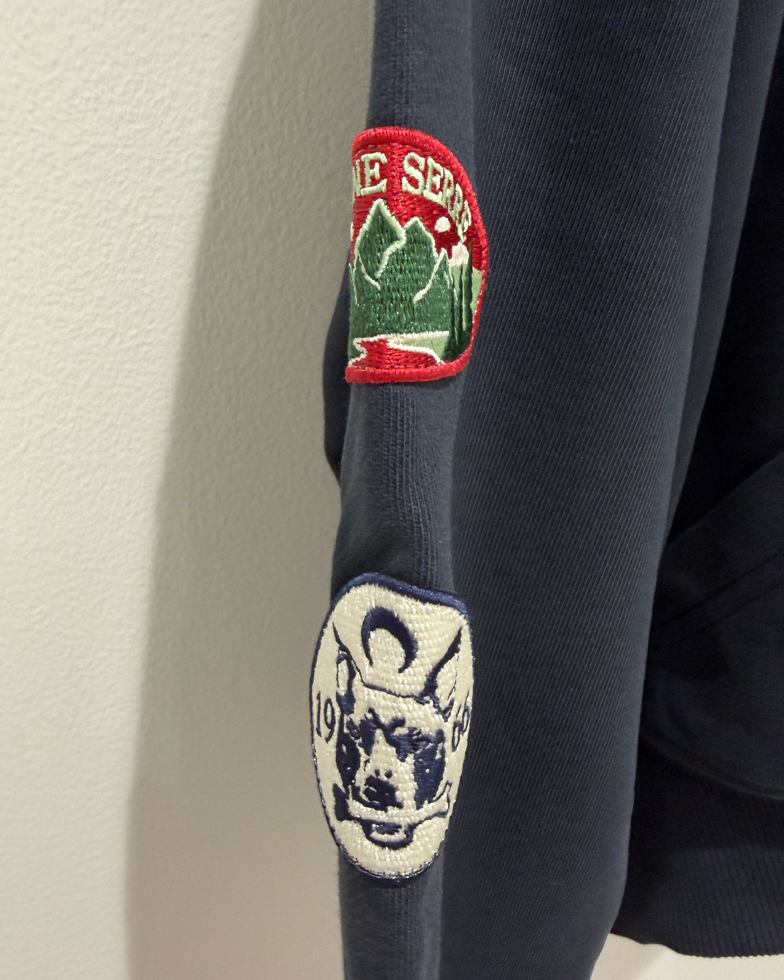Marine Serre・マリーン・セル - パーカー・フーディ BOY SCOUT PATCH ZIPPED HOODIE / BLACK