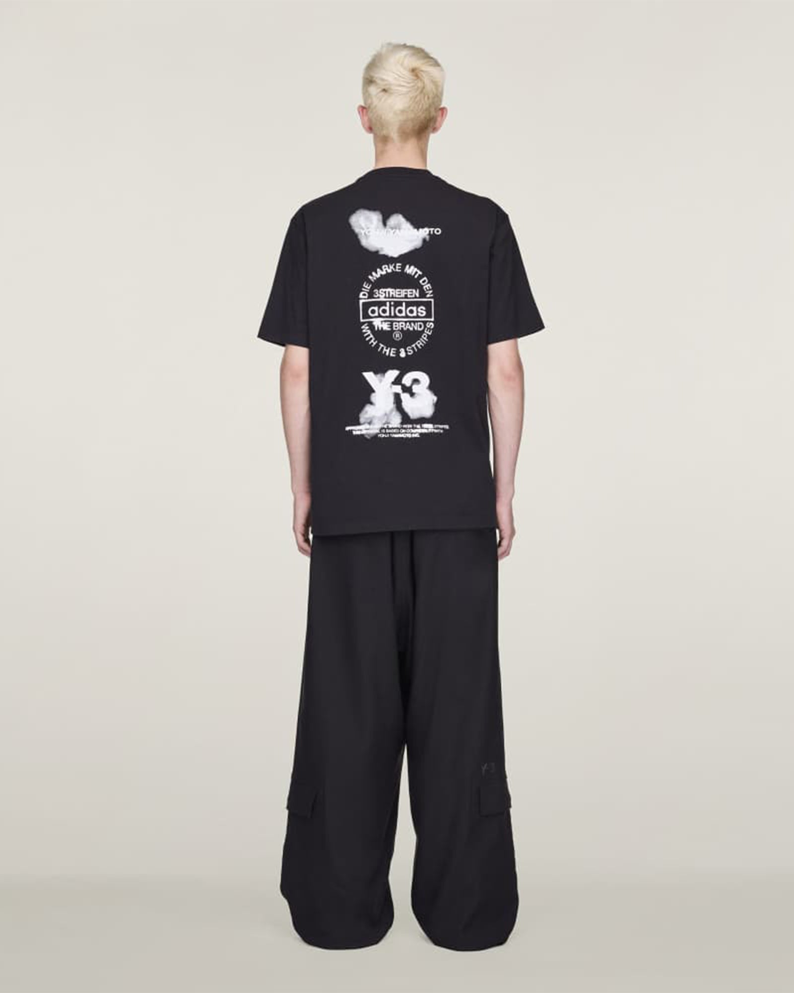 Y-3・weissly -  U Y3 GRAPHIC SS TEE / BLACK