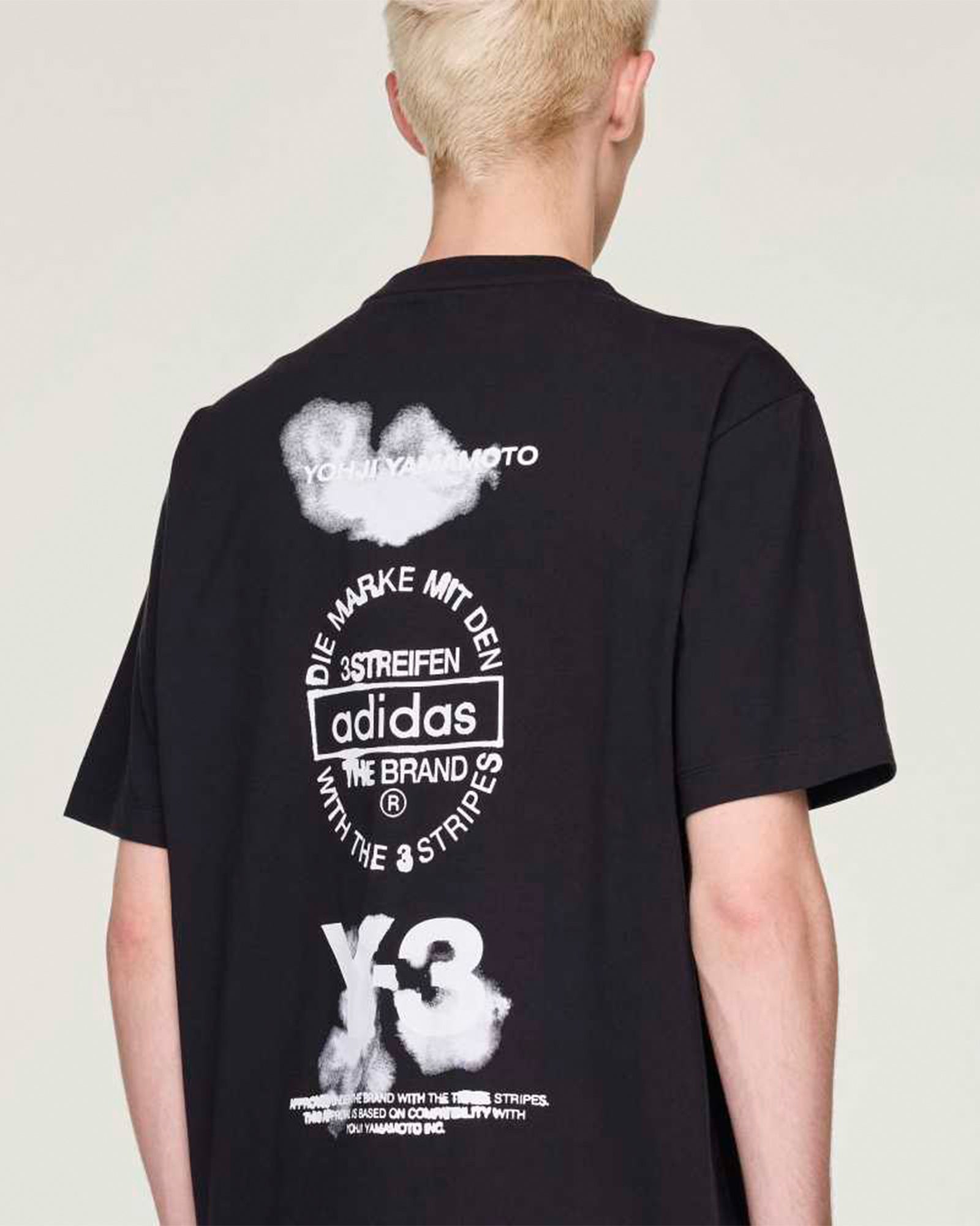 Y-3・weissly -  U Y3 GRAPHIC SS TEE / BLACK