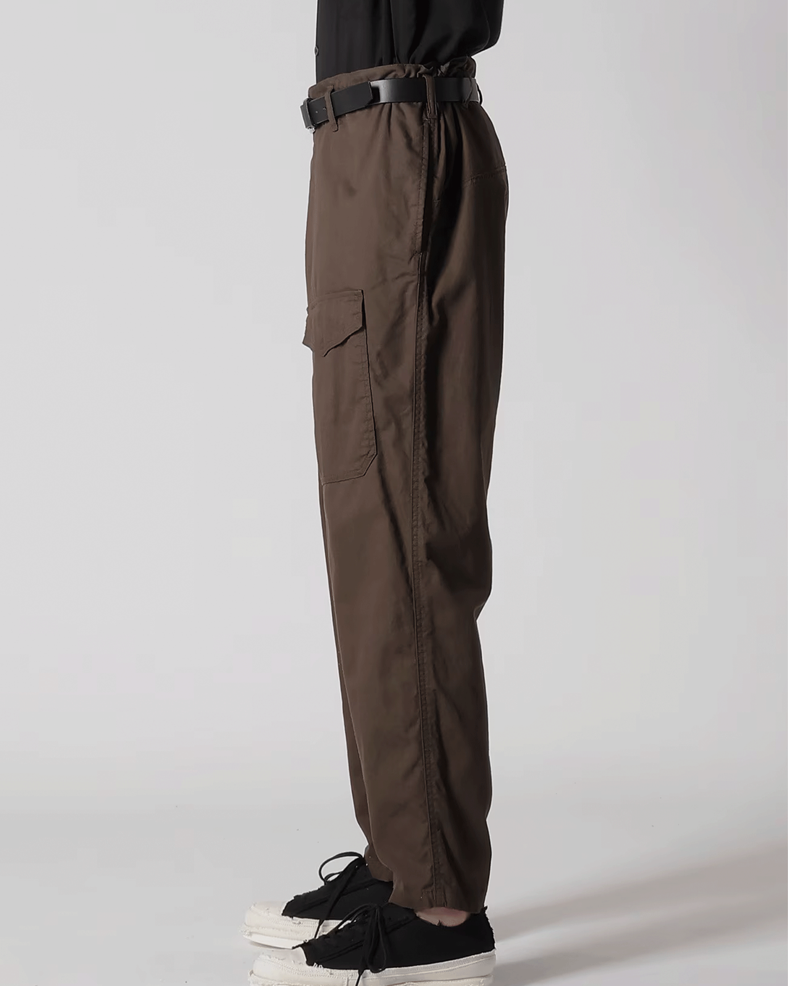 Yohji Yamamoto × BLACK SCANDAL OXFORD NO-TUCK WAIST STRING WORK PANTS / DARK BROWN