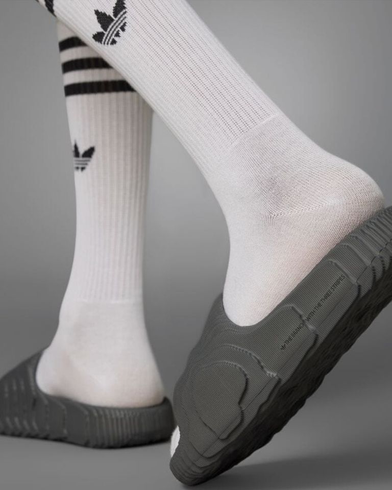 adidas × ADILETTE 22 / GRAY