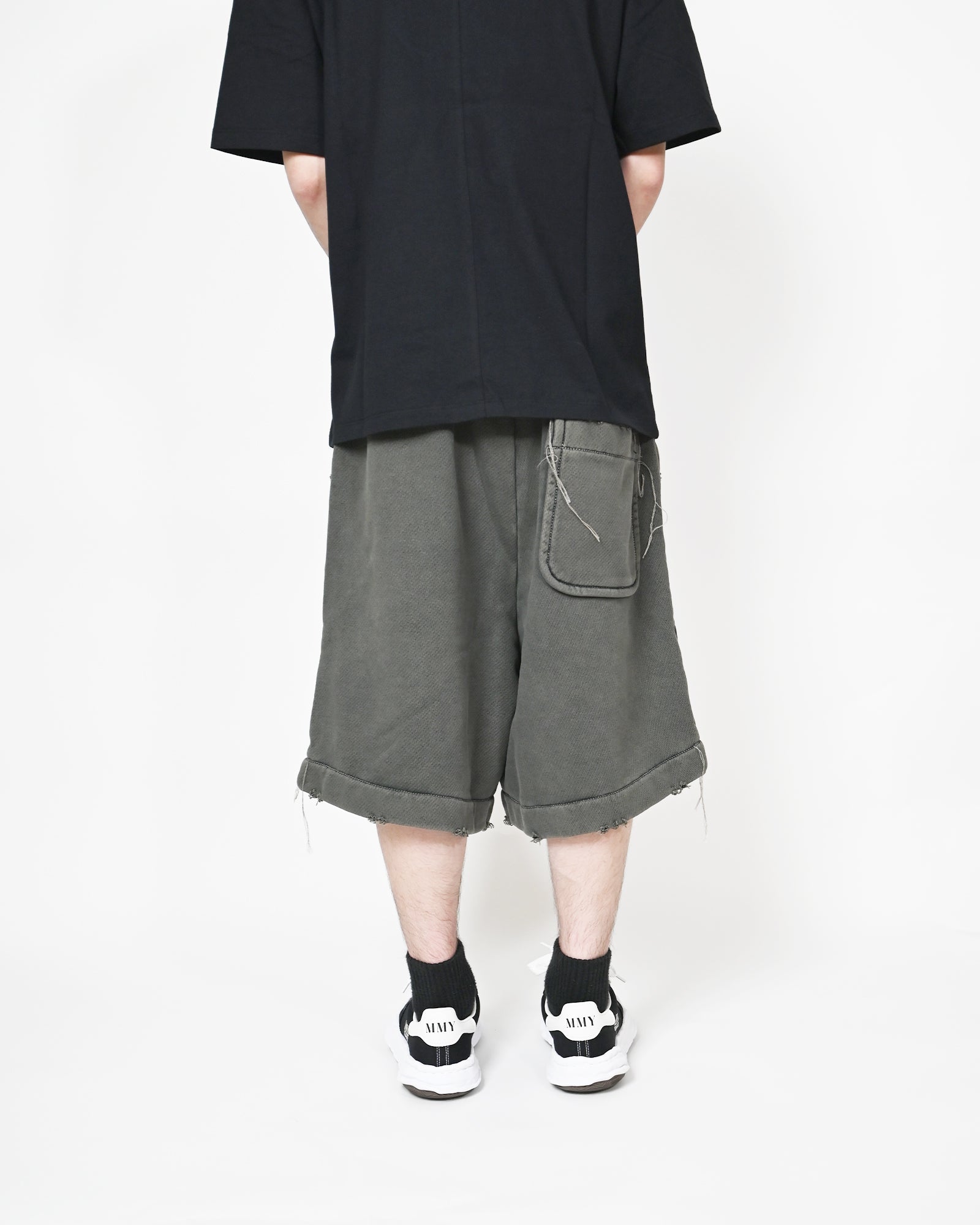 MIHARA YASUHIRO・ミハラヤスヒロ - ハーフ・ショートパンツ AMATEUR SEWN SHORTS / BLACK