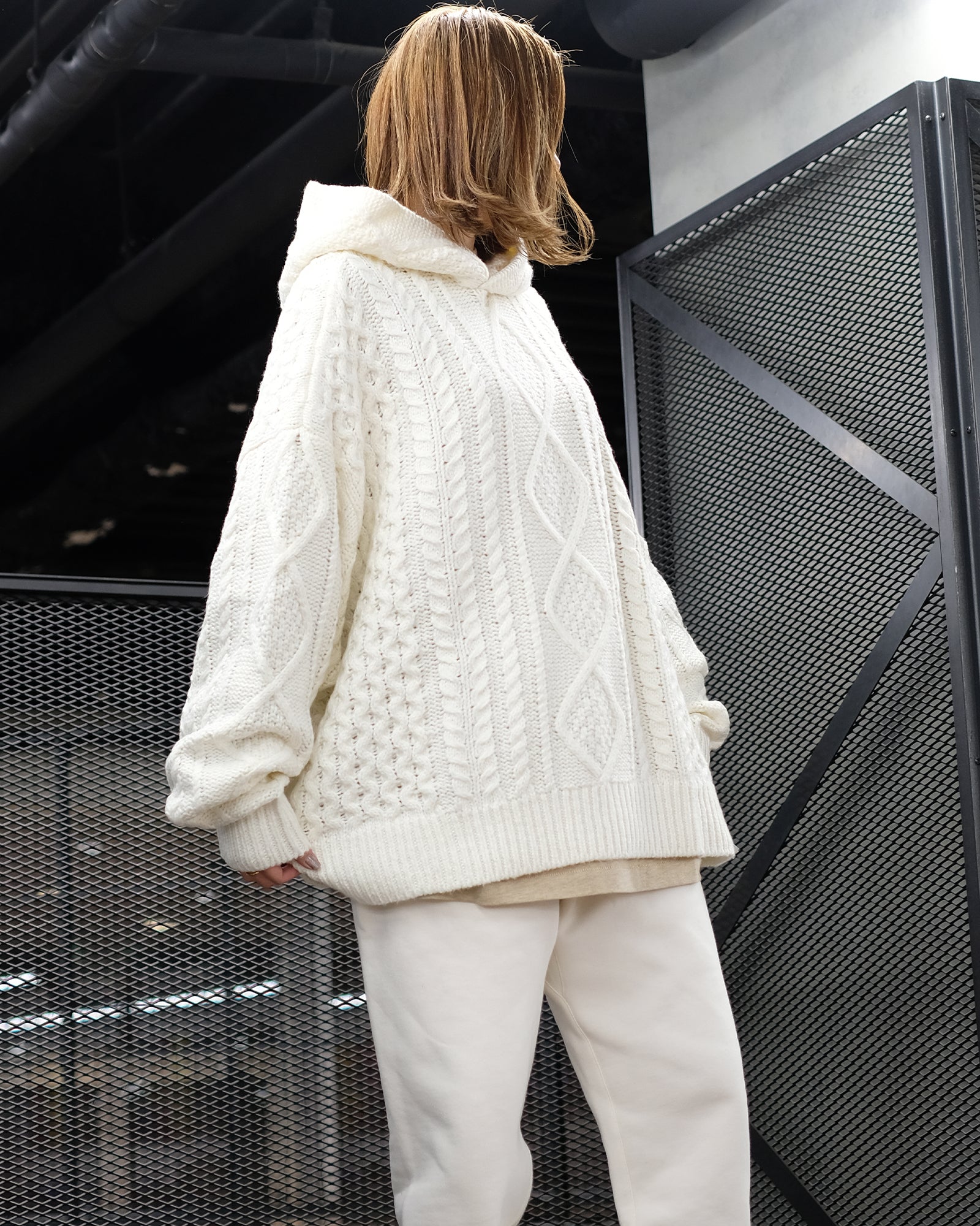 ESSENTIALS・エッセンシャルズ - ニット・セーター CABLE KNIT HOODIE / CLOUD DANCER