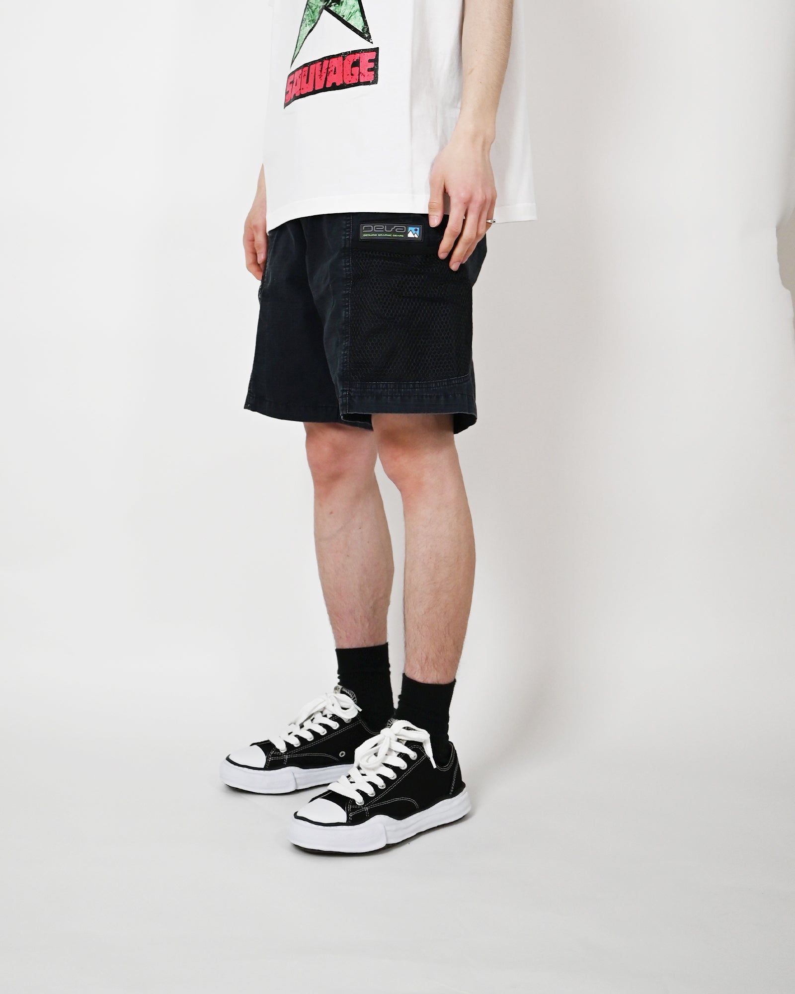 DEVA STATES・ディーヴァ ステイツ - ハーフ・ショートパンツ CARGO SHORTS / WASHED BLACK
