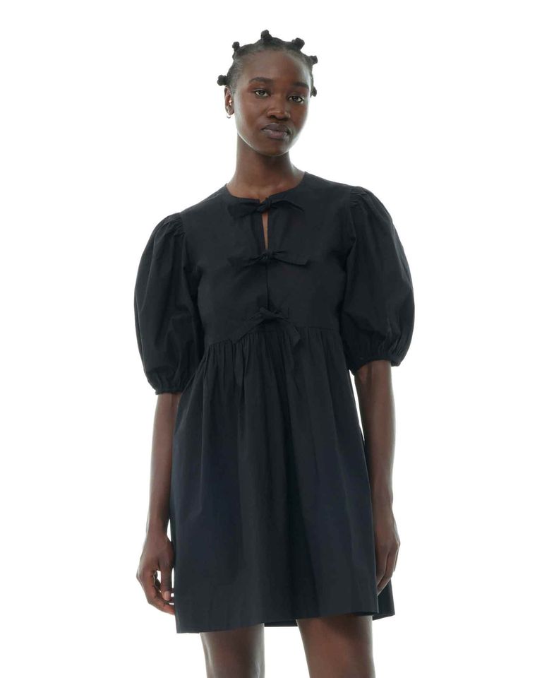 GANNI × COTTON POPLIN TIE STRING MINI DRESS / BLACK