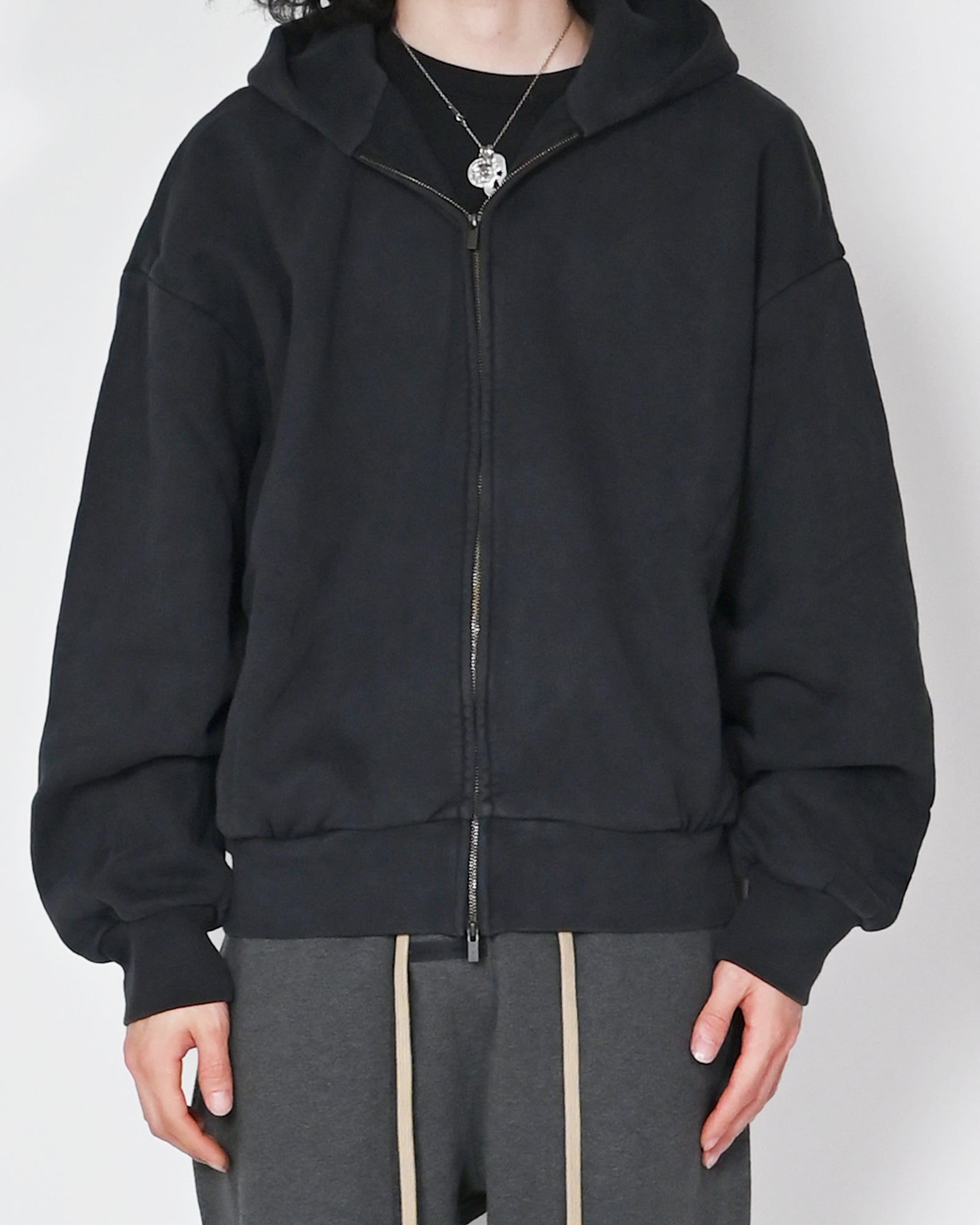 ESSENTIALS・エッセンシャルズ - トップス CLASSIC FULL ZIP HOODIE / BLACK