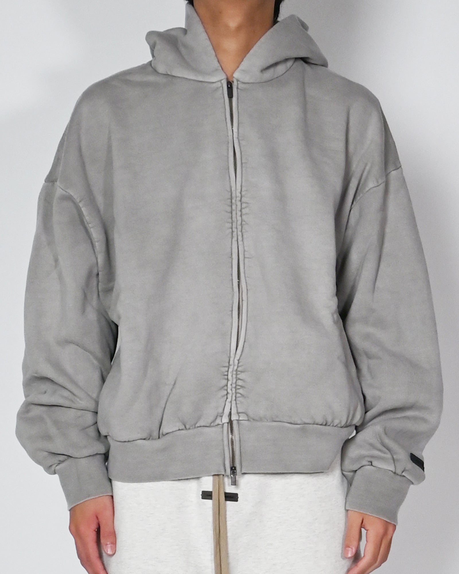 ESSENTIALS・essentials -  CLASSIC FULL ZIP HOODIE / GREY