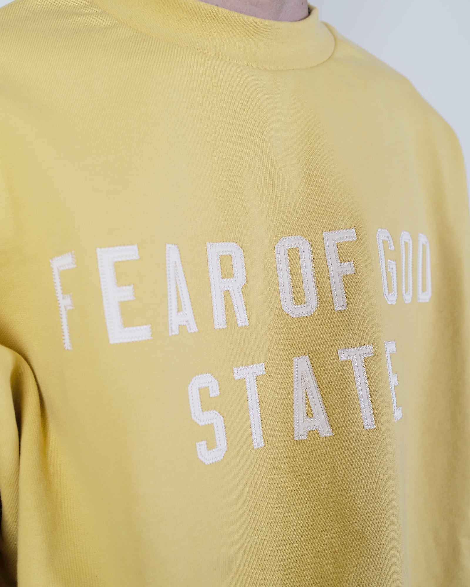 ESSENTIALS × HEAVY FLEECE CREWNECK / AMBER