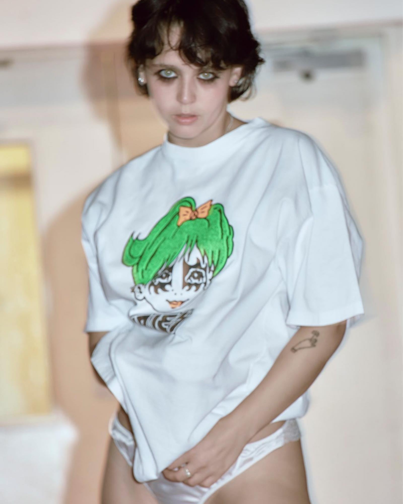 Aries × KISS SS TEE / WHITE