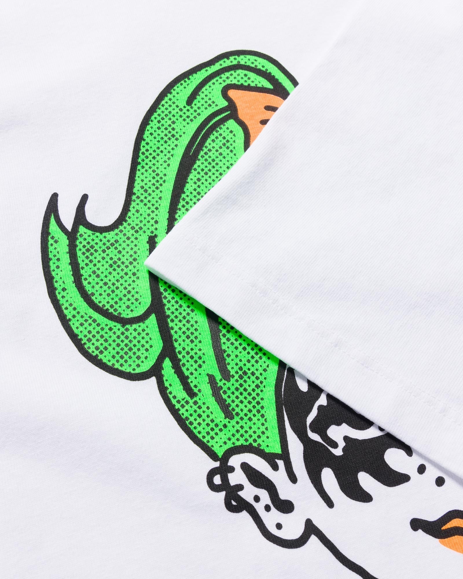 Aries × KISS SS TEE / WHITE