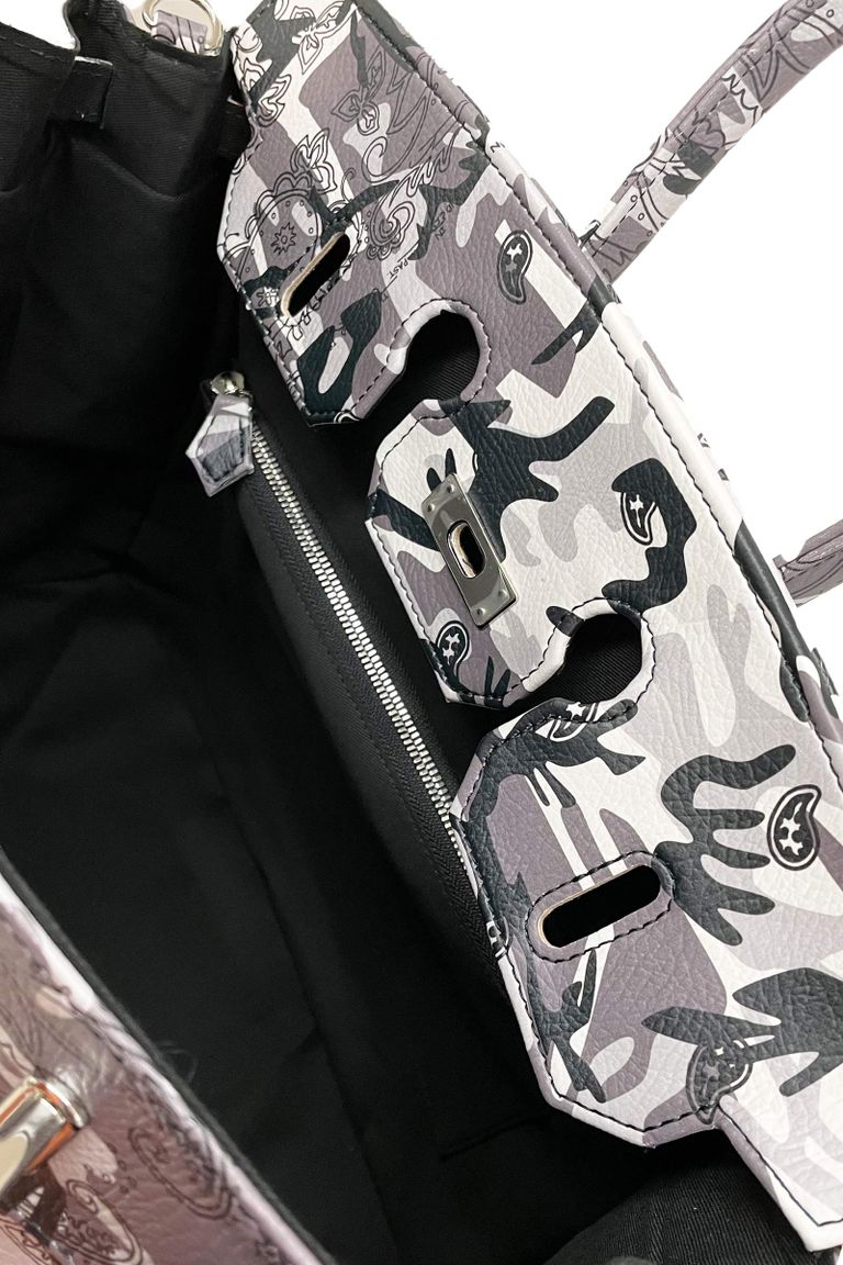 THE WORLD IS YOURS・ザ ワールド イズ ユアーズ - ハンドバッグ LIMITED TRAVEL BAG 35 / GREY/SILVER