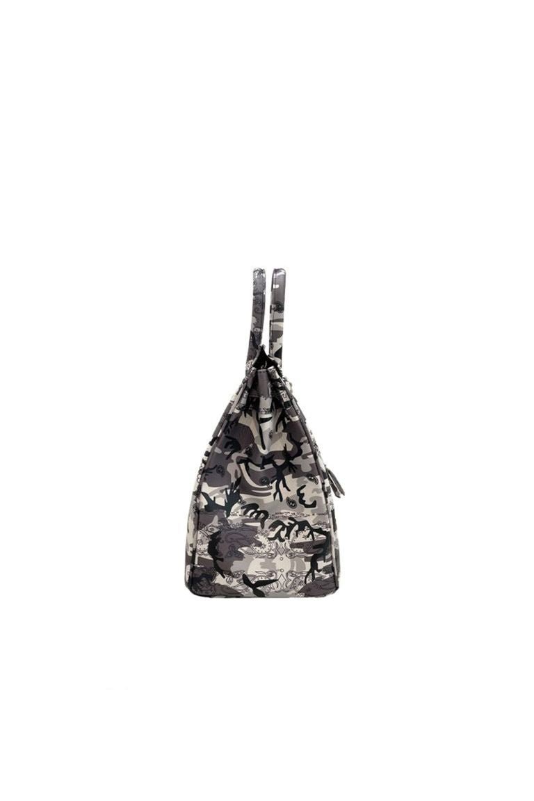 THE WORLD IS YOURS・ザ ワールド イズ ユアーズ - ハンドバッグ LIMITED TRAVEL BAG 35 / GREY/SILVER