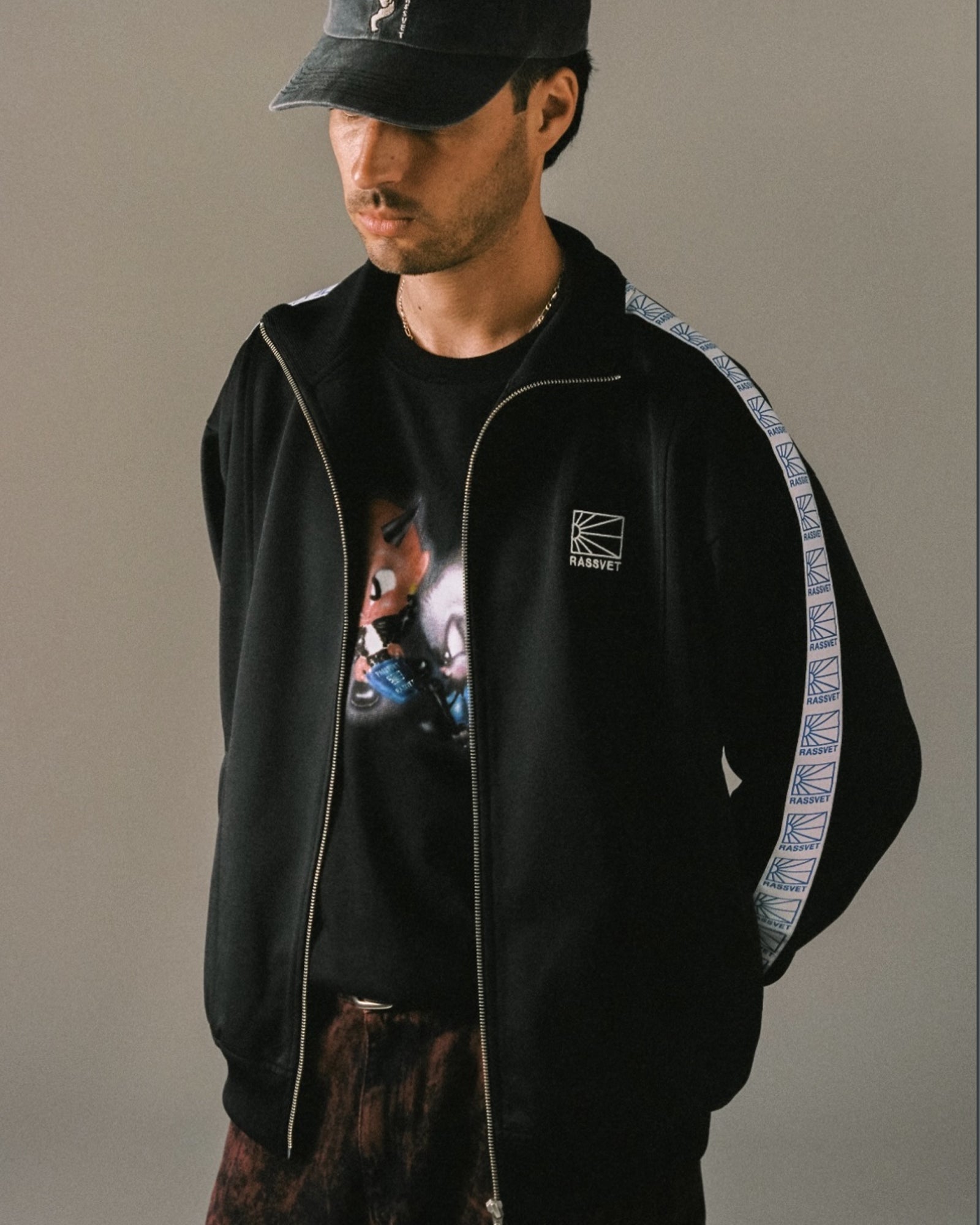 RASSVET × MEN LOGO TRACK JACKET WOVEN / BLACK