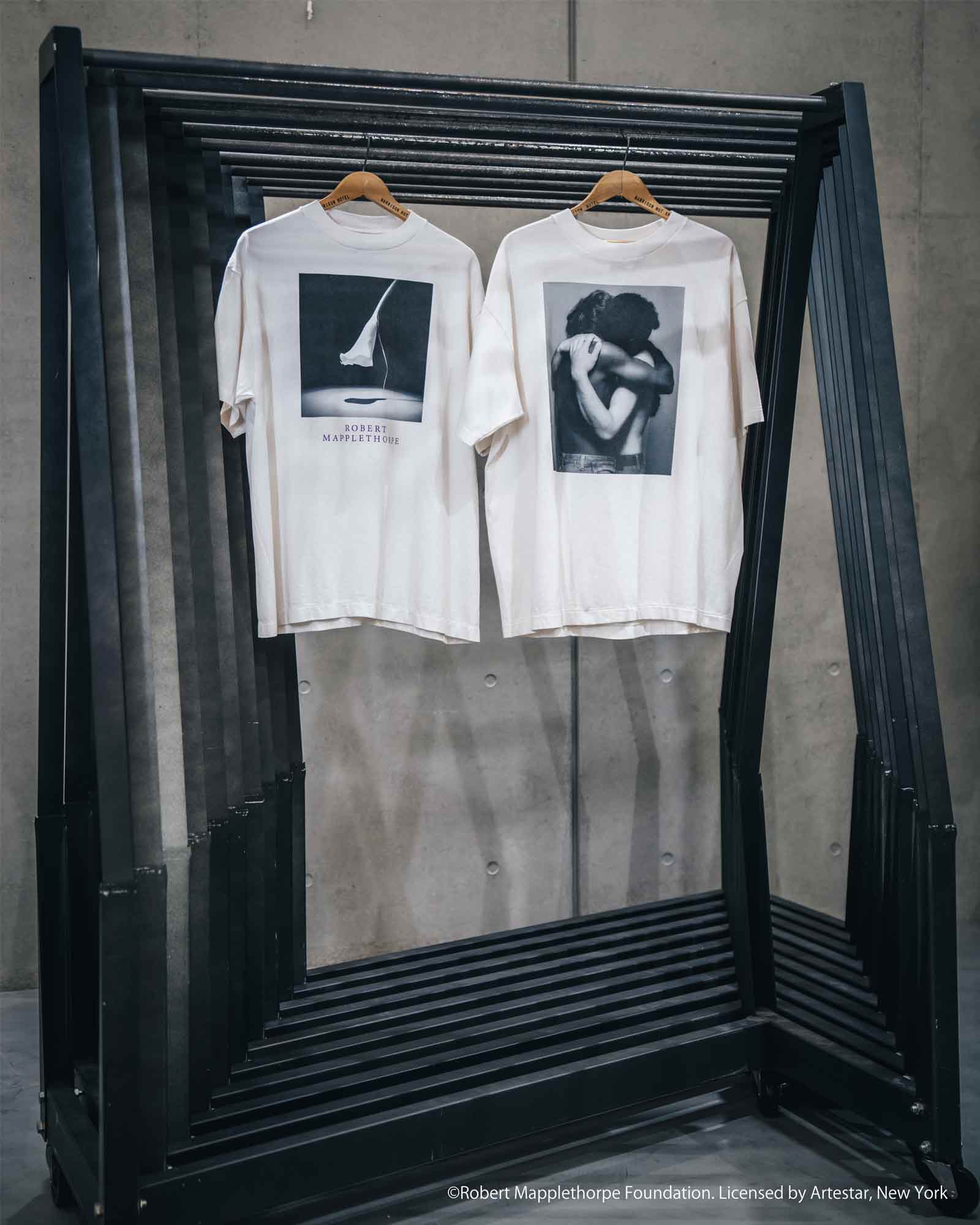 ©SAINT M××××××・セントマイケル - Tシャツ・カットソー MT_SS TEE/EMBRACE / WHITE