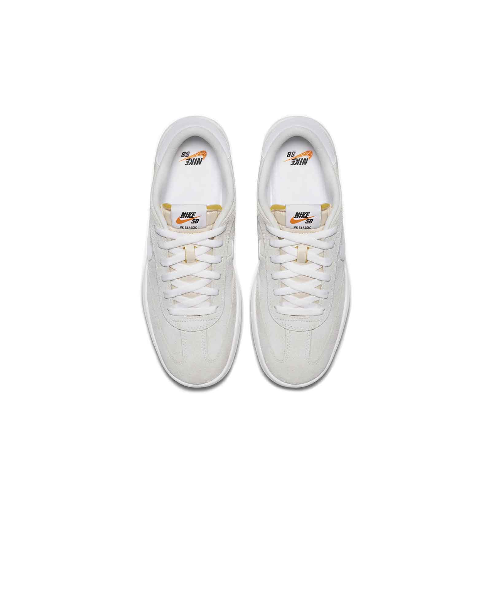 NIKE SB × NIKE SB FC CLASSIC / WHITE