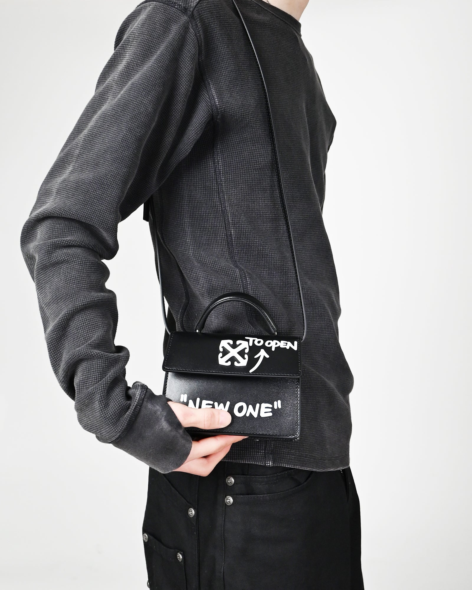 OFF-WHITE・オフホワイト - ショルダーバッグ JITNEY BABY QUOTE / BLACK