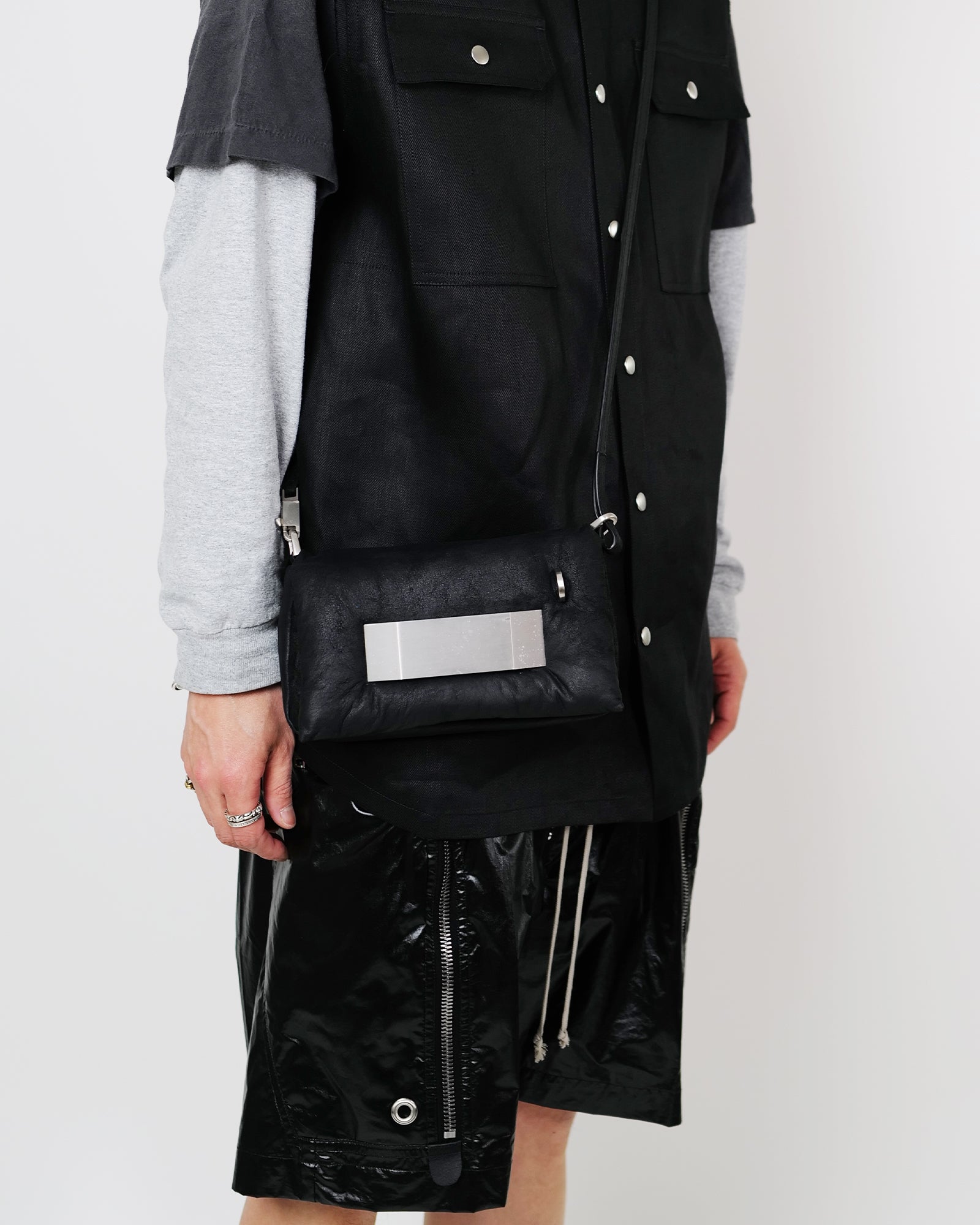 RICK OWENS・リック オウエンス - ショルダーバッグ PILLOW GRIFFIN / BLACK