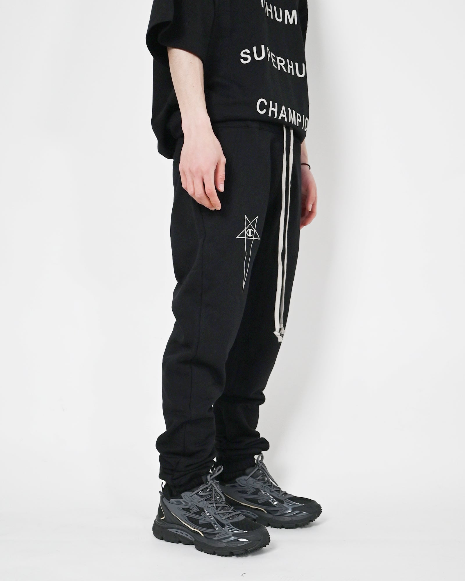 RICK OWENS・リック オウエンス - ジャージ・トラックパンツ JOGGERS / BLACK