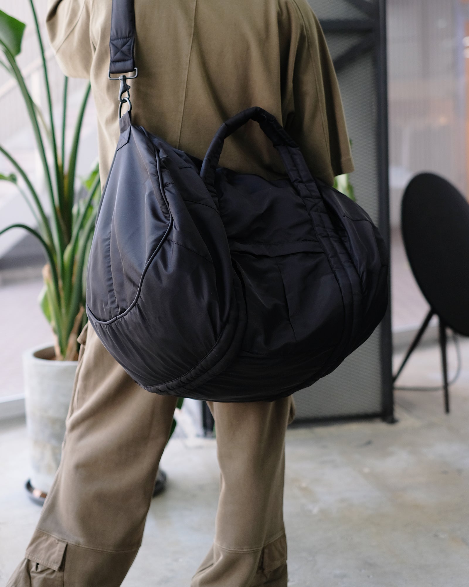 Entire studios・entire studio -  STANDARD DUFFLE / SOOT